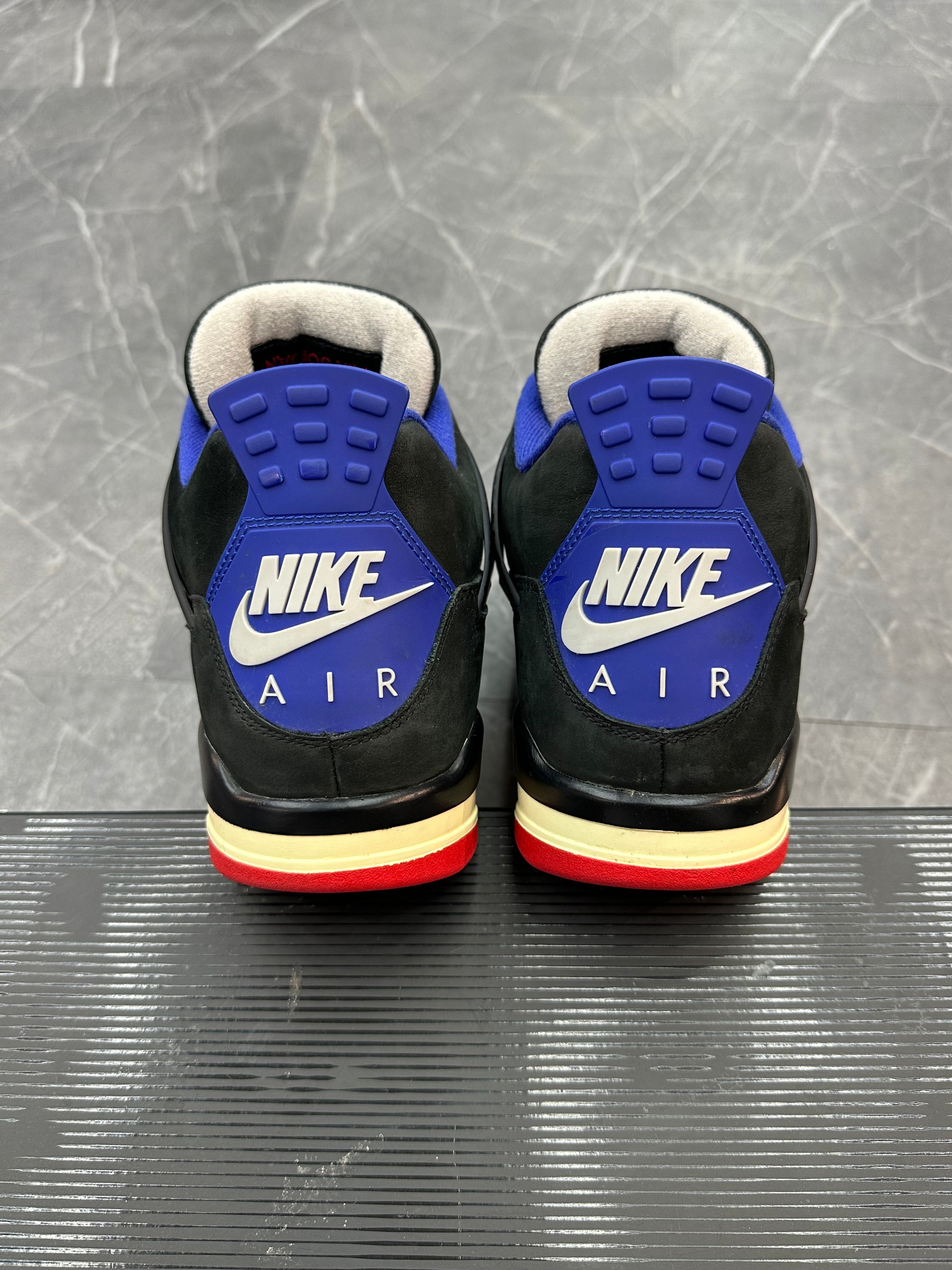 Jordan 4 “Rare Air”