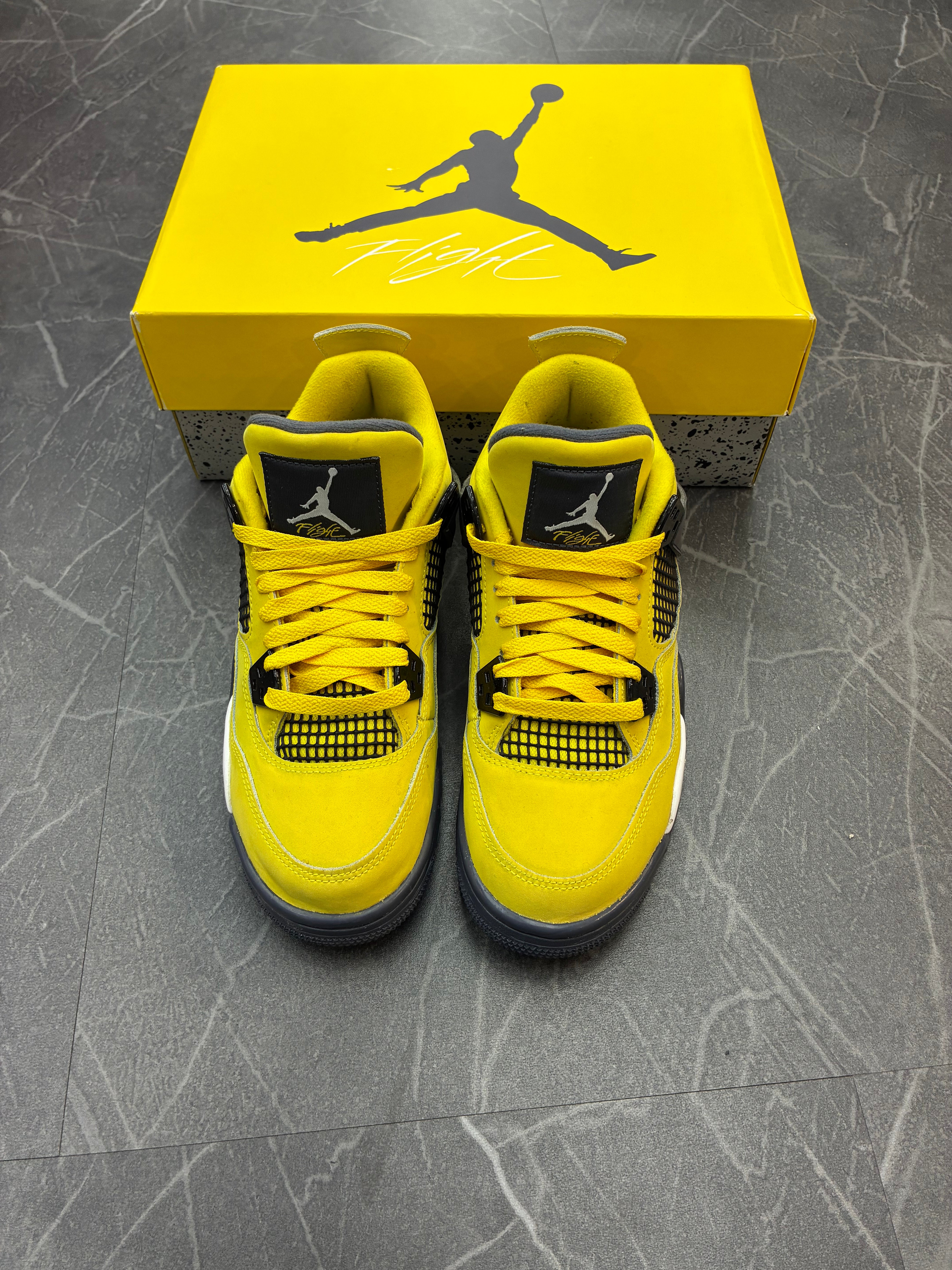 Jordan 4 “Lightning”