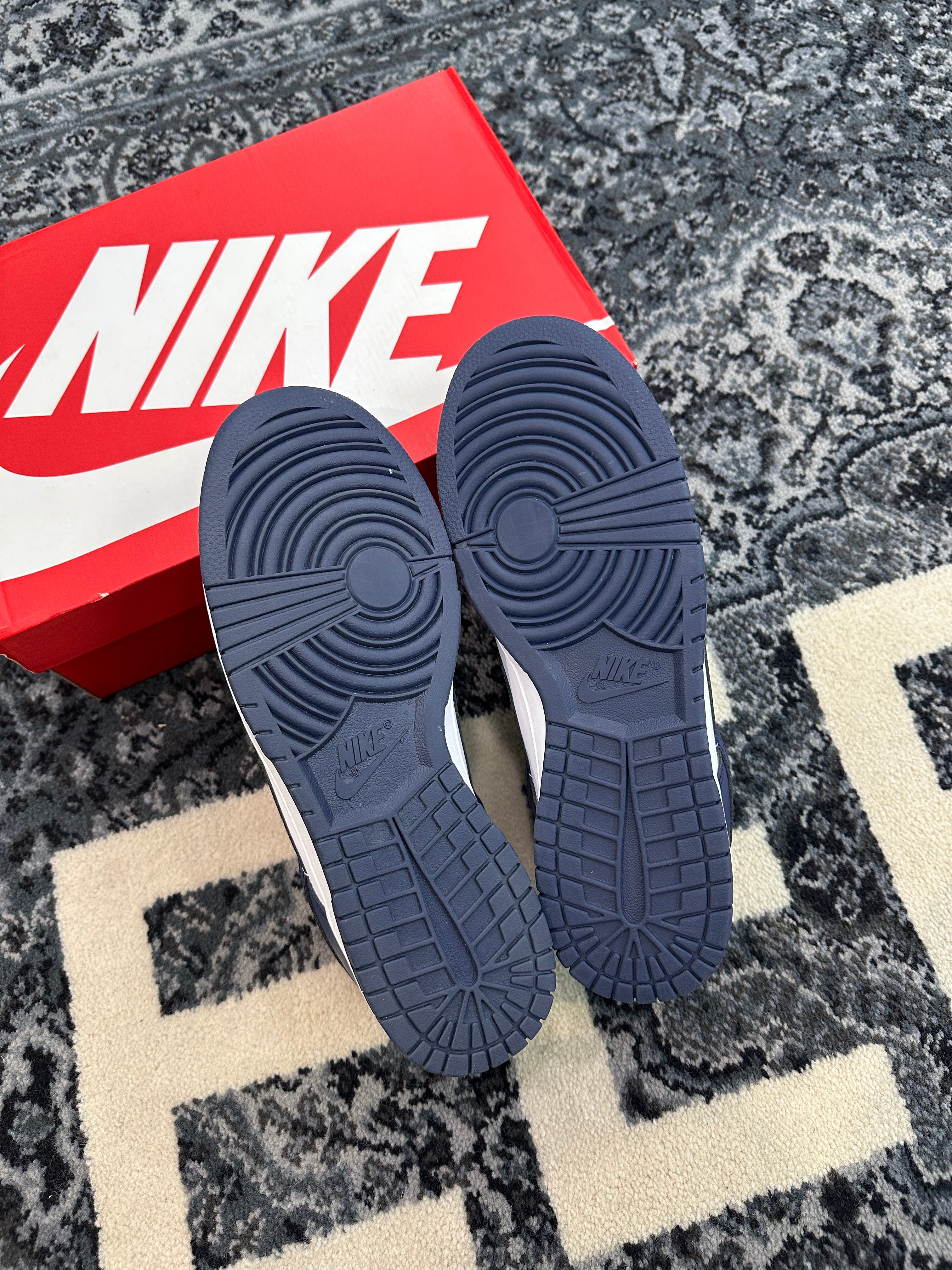 Nike Dunk Low “Midnight Navy”