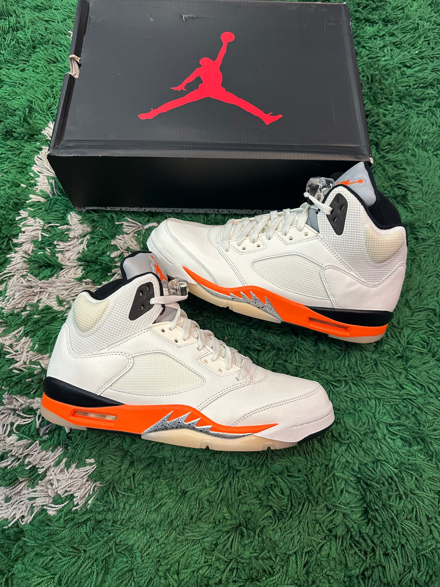 Jordan 5 “Shattered Backboard”