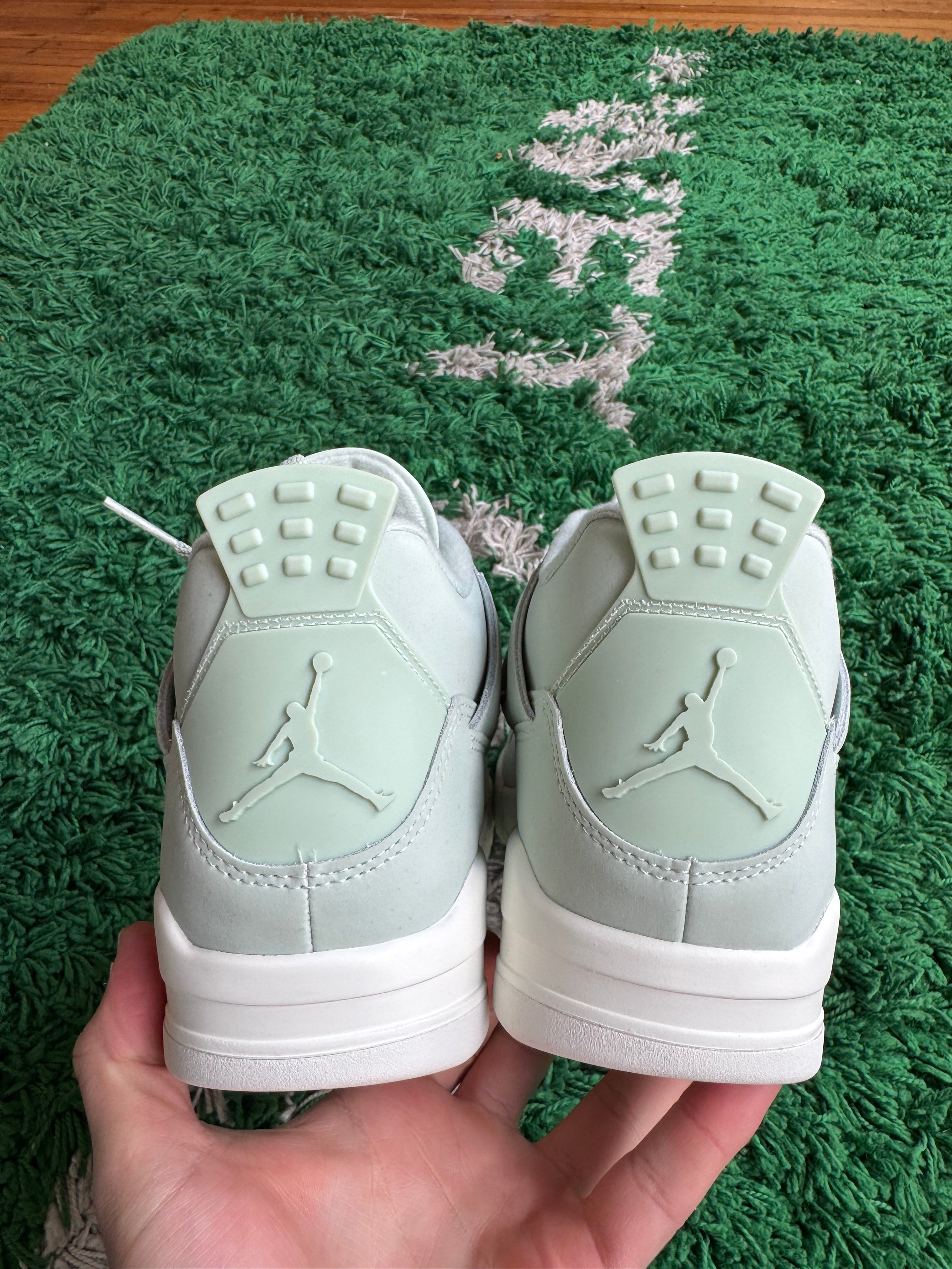 Jordan 4 “Seafoam Sail”