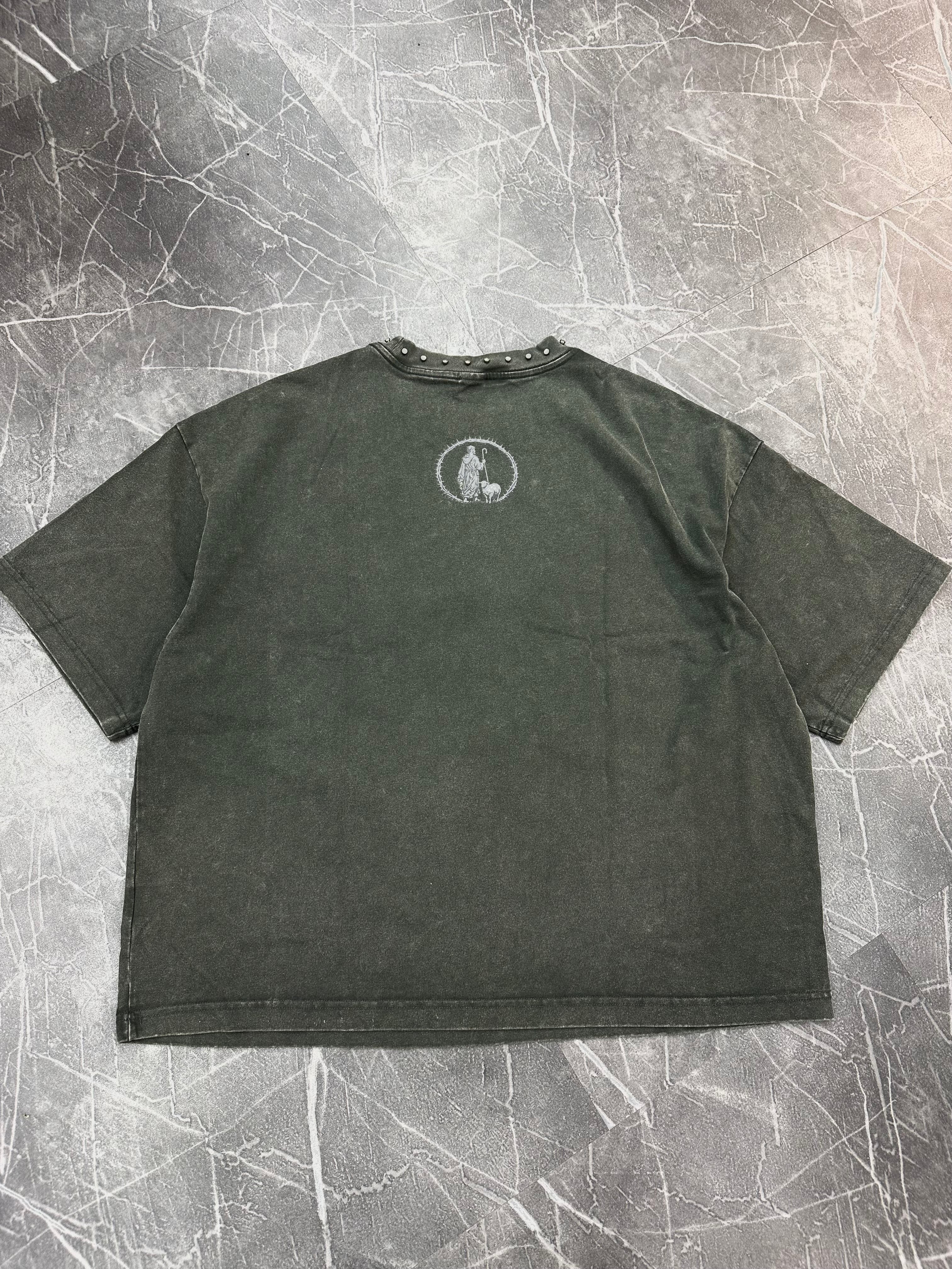 Searching Shepherd Verikon Tee “Studded Grey”