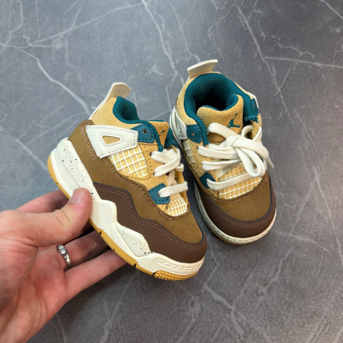 Jordan 4 Retro Cacao Wow (TD) (Size 5C) (VNDS)