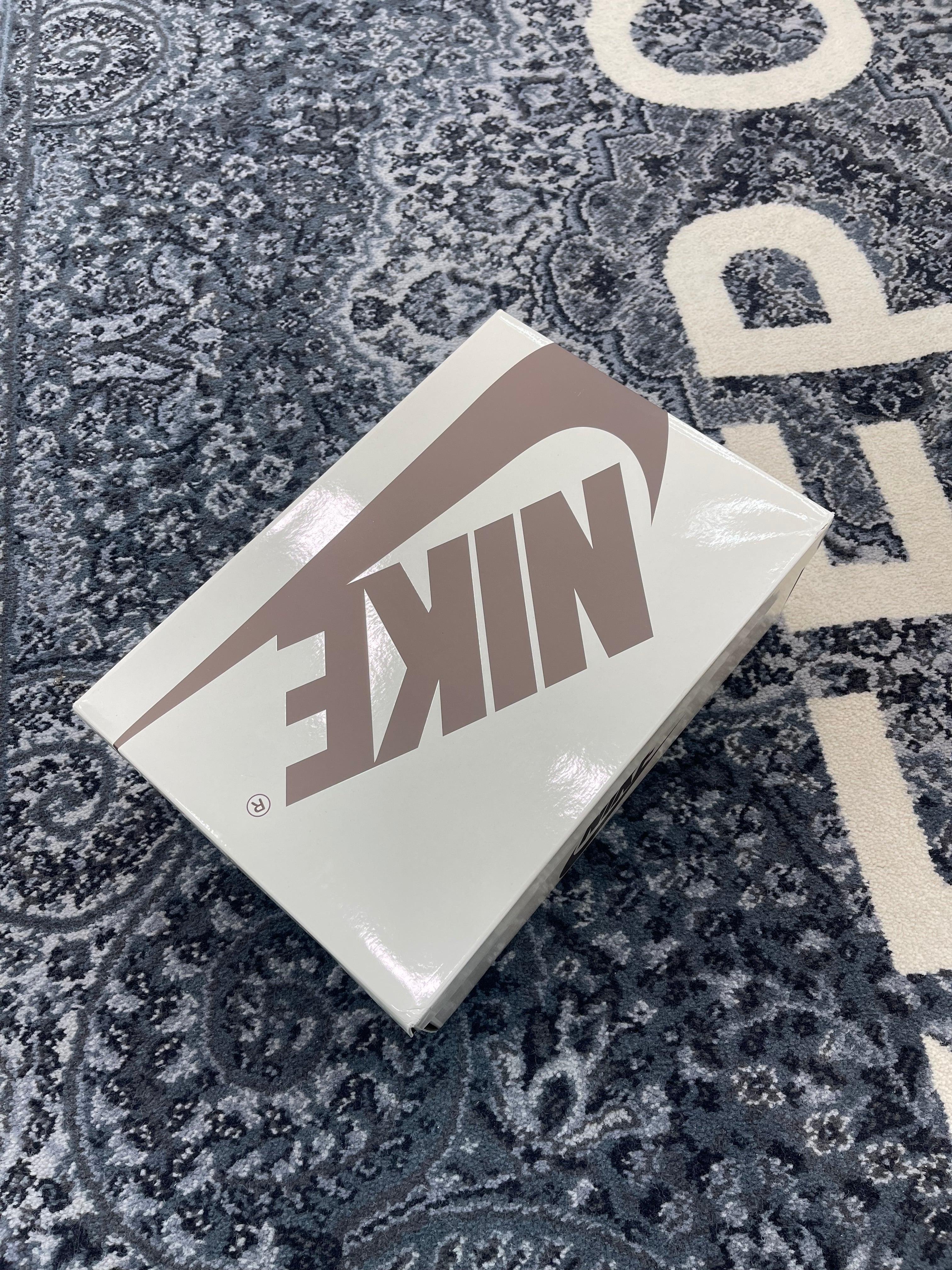 Jordan 1 Low x Travis Scott “Velvet Brown”