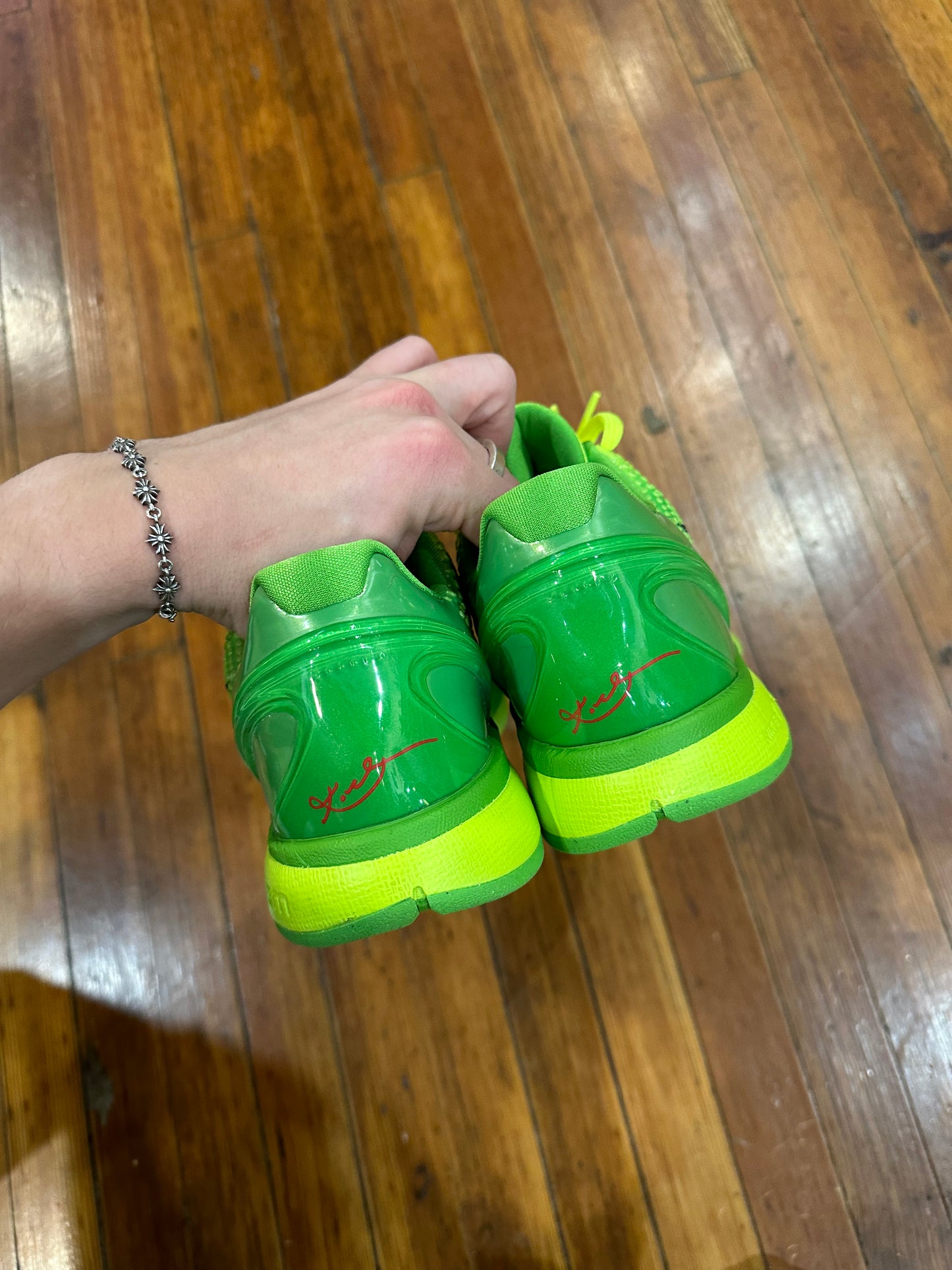 Kobe 6 Protro “Grinch”