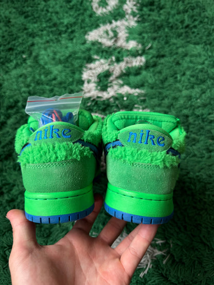 Nike Dunk Low SB Grateful Dead “Green”