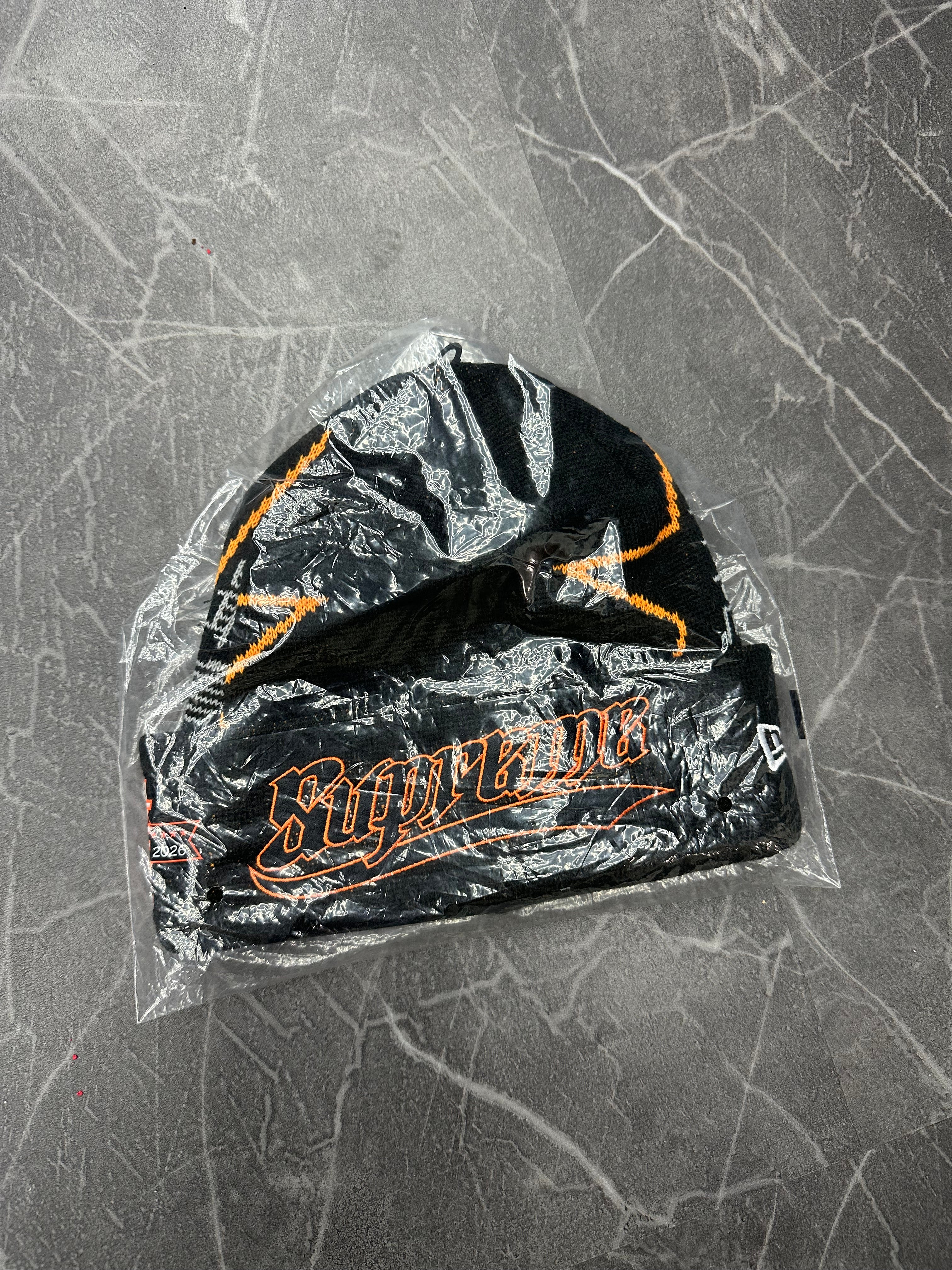 Supreme New Era Stars Beanie “Black”