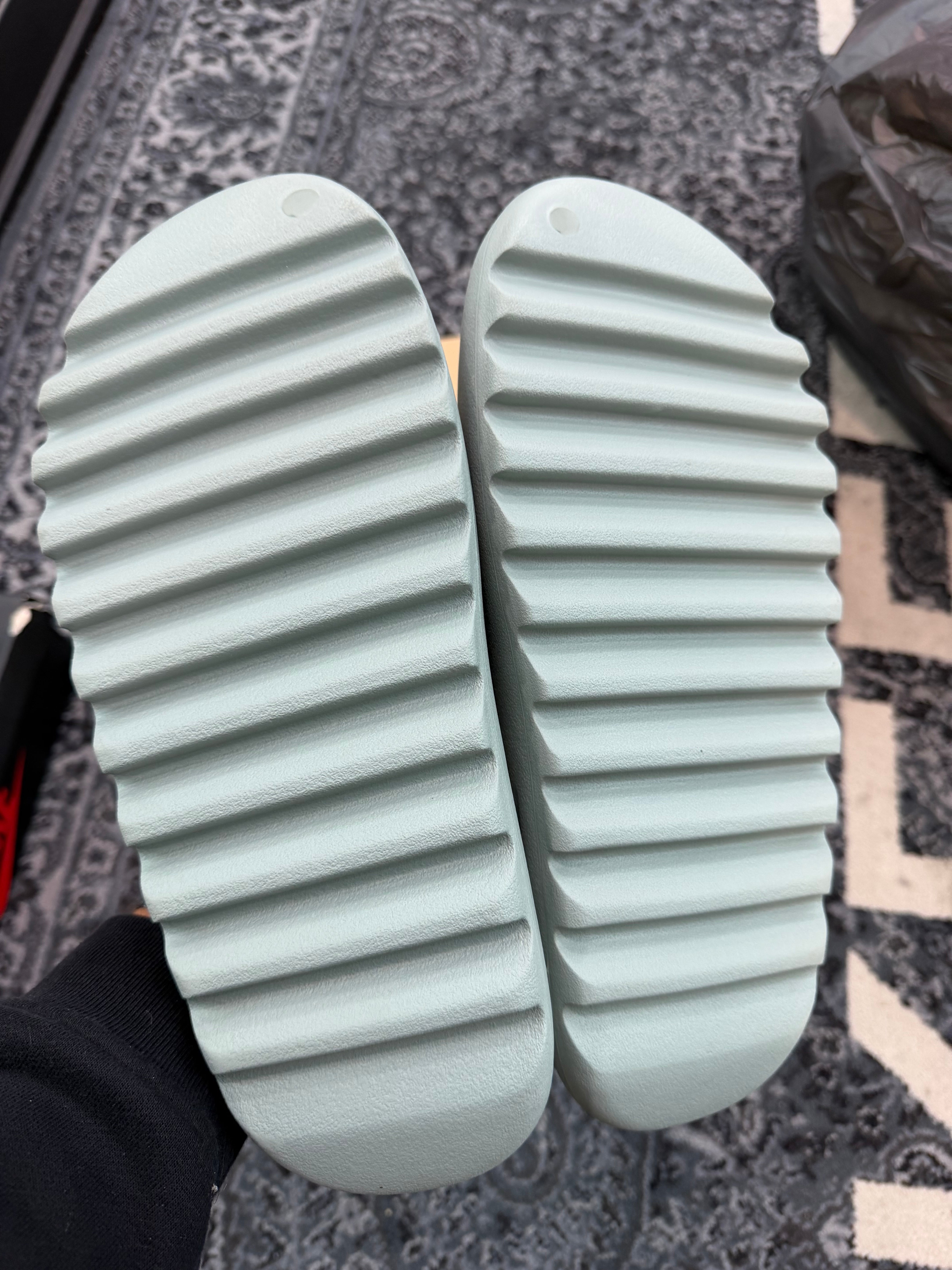 Yeezy Slides “Salt”