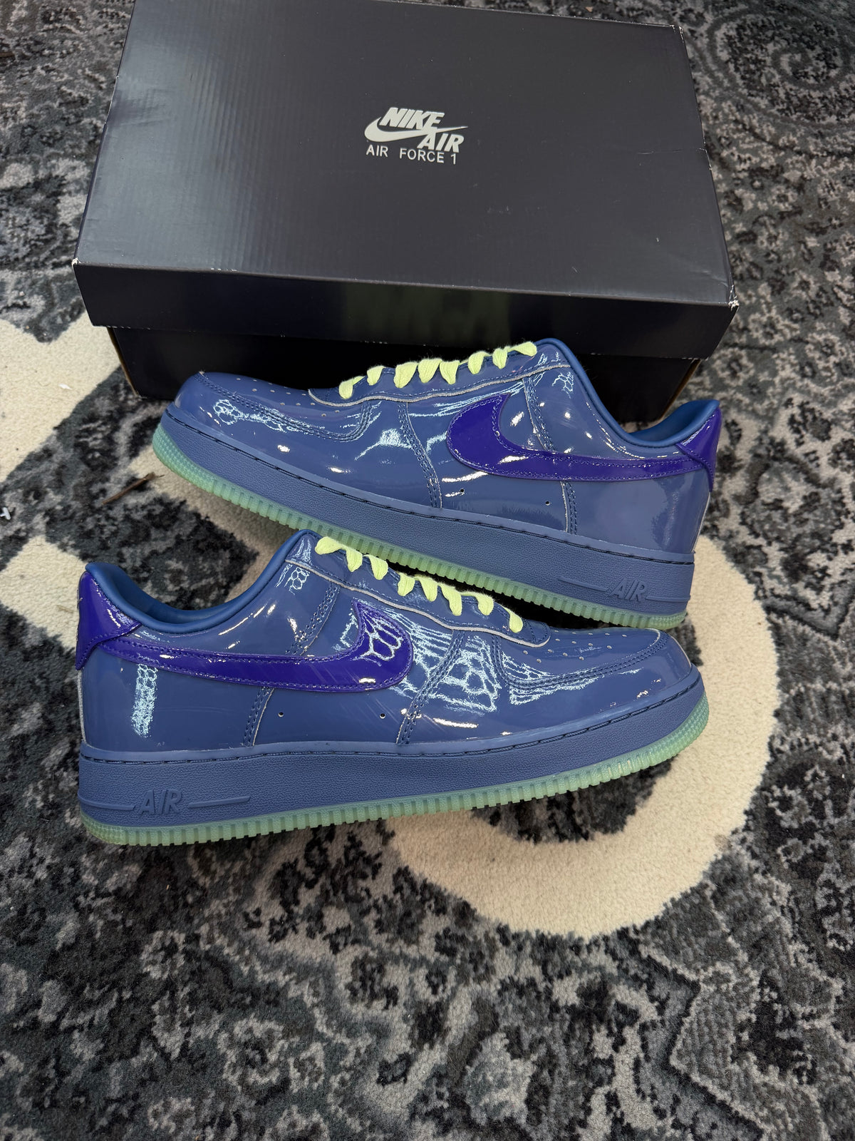 Nike Air Force 1 Low Patent “Mystic Navy”