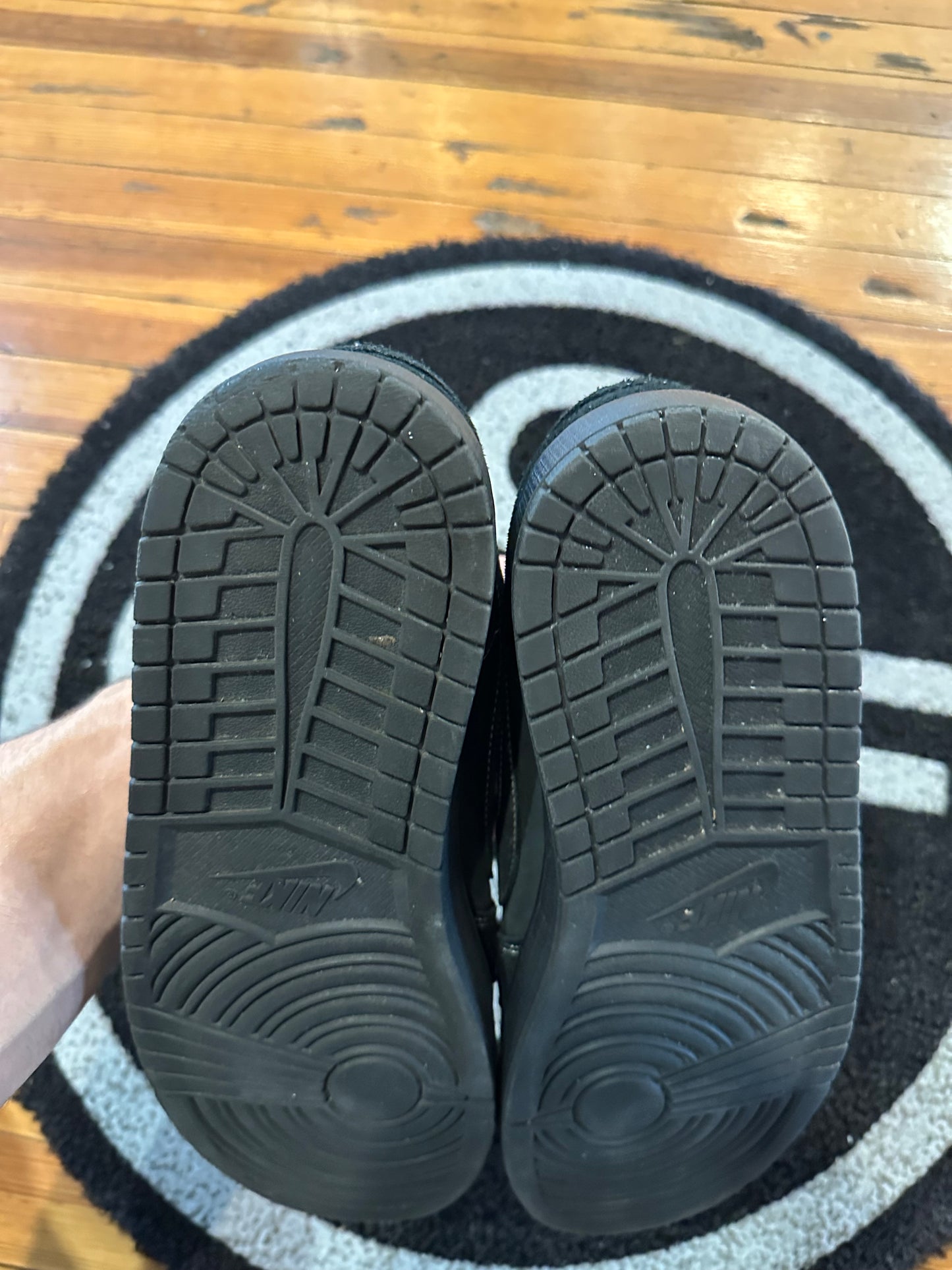 Jordan 1 Travis Low “Phantom”