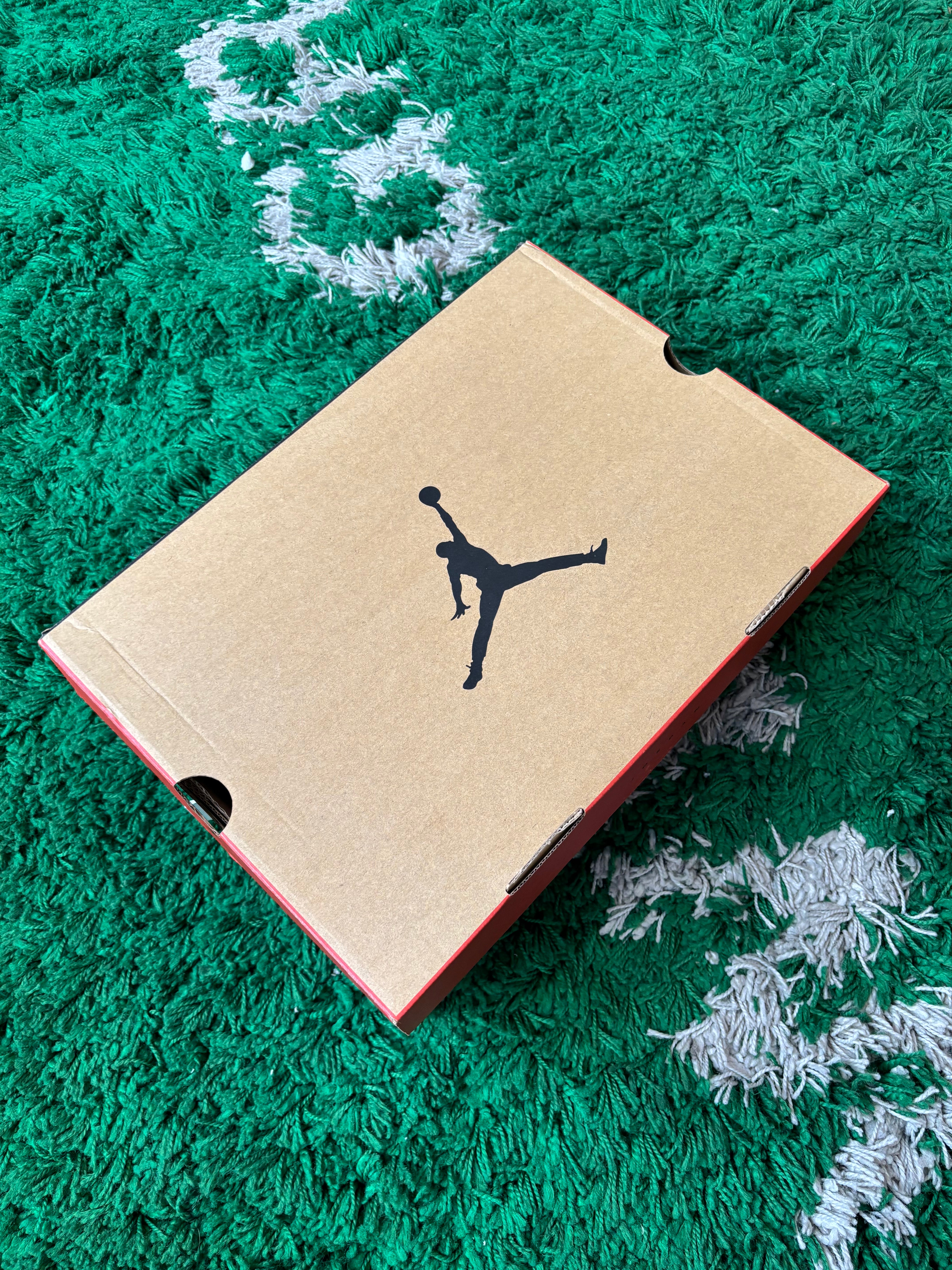 Jordan 12 “Utility”