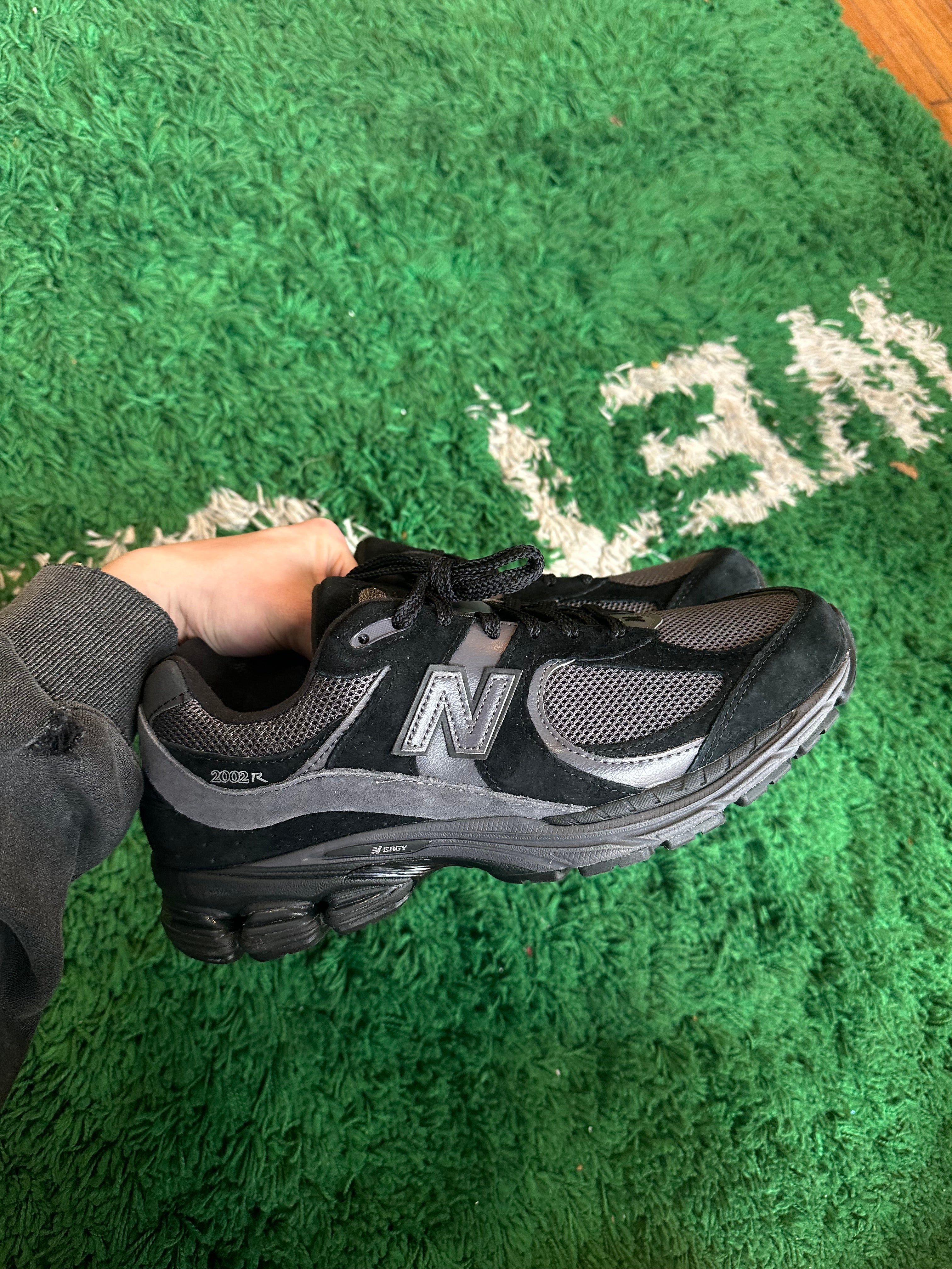 New Balance 2002R “Black Dark Grey”