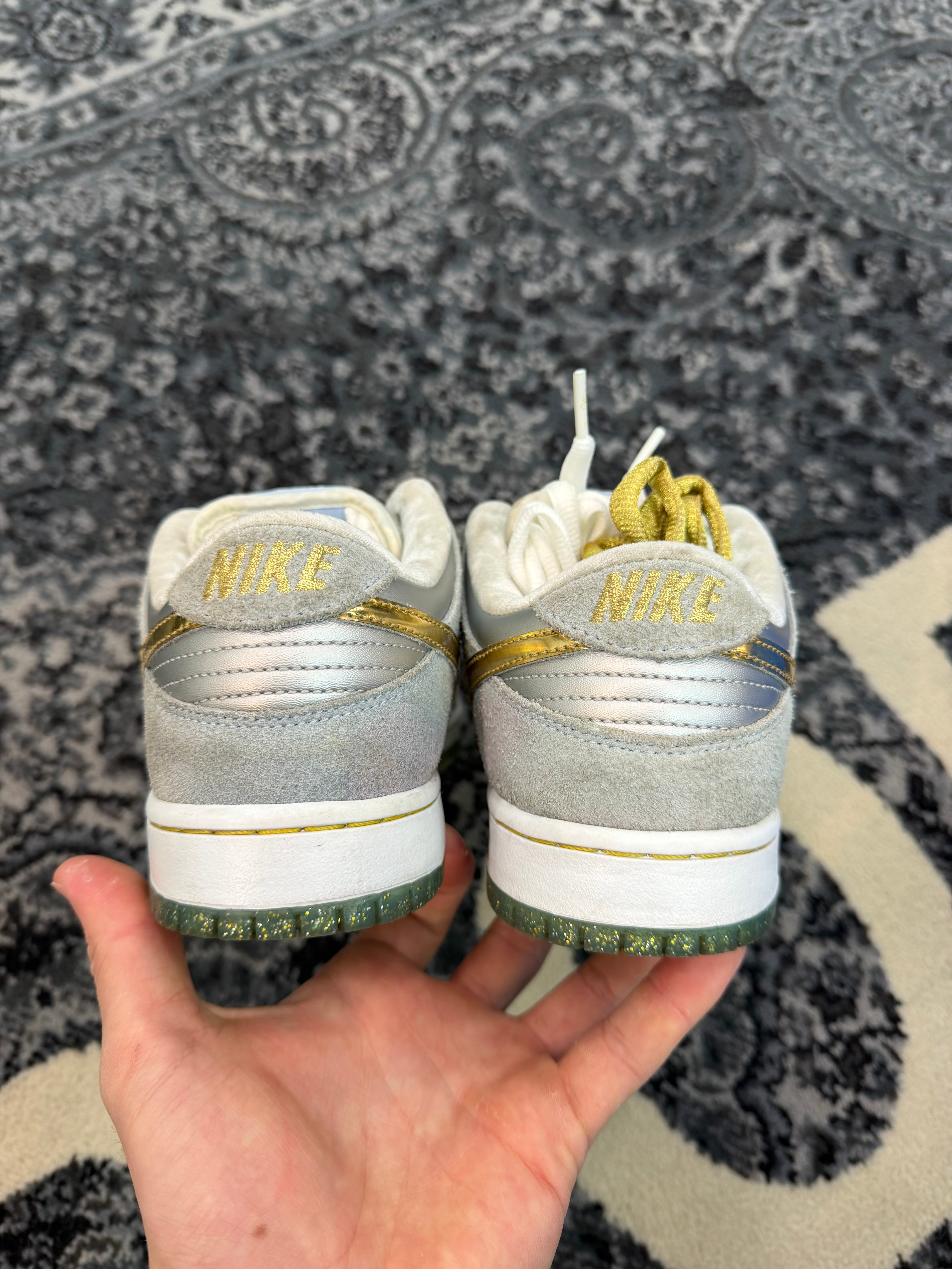 Nike Dunk Low SB “Sean Cliver”