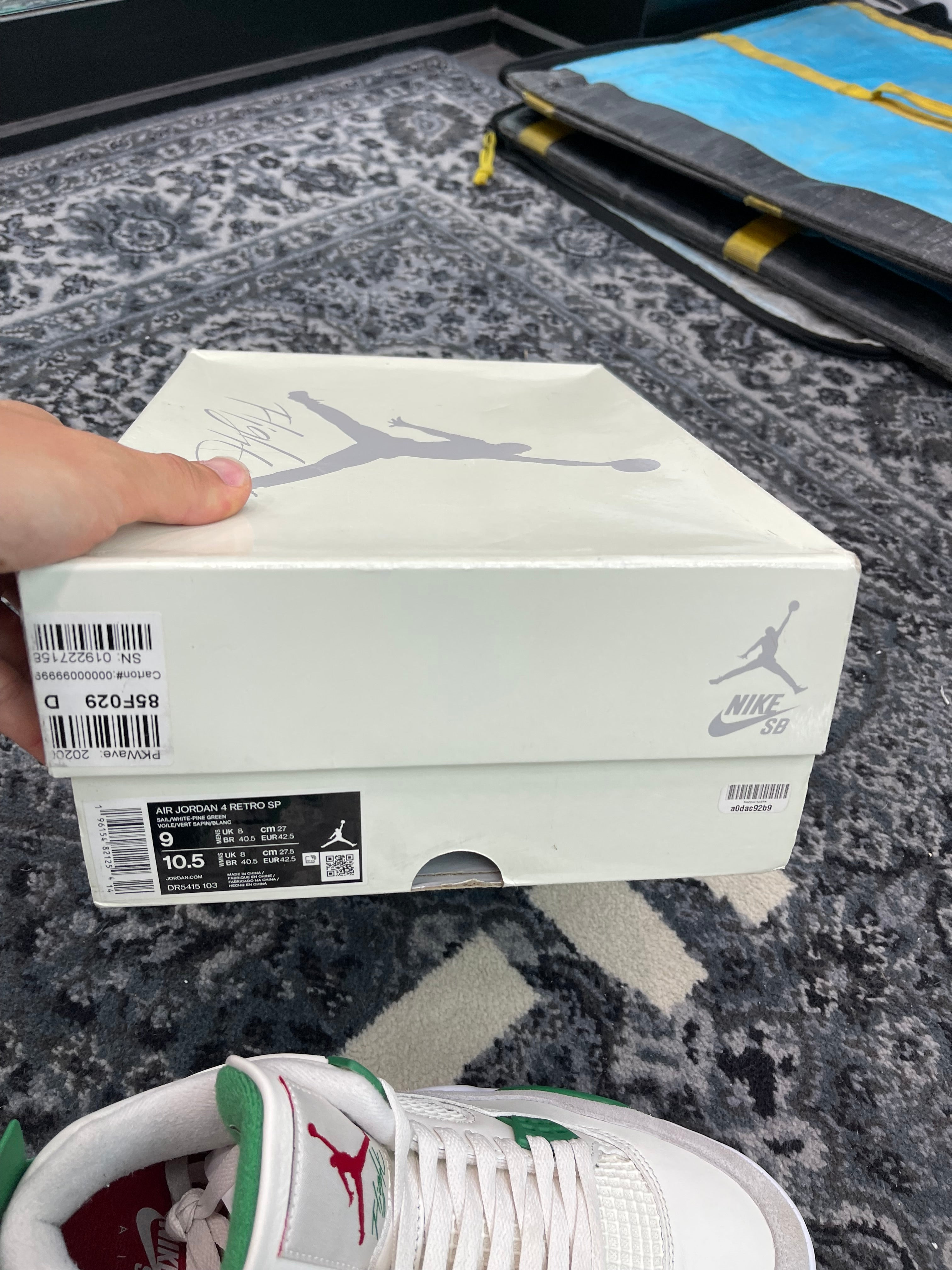 Jordan 4 SB “Pine Green”