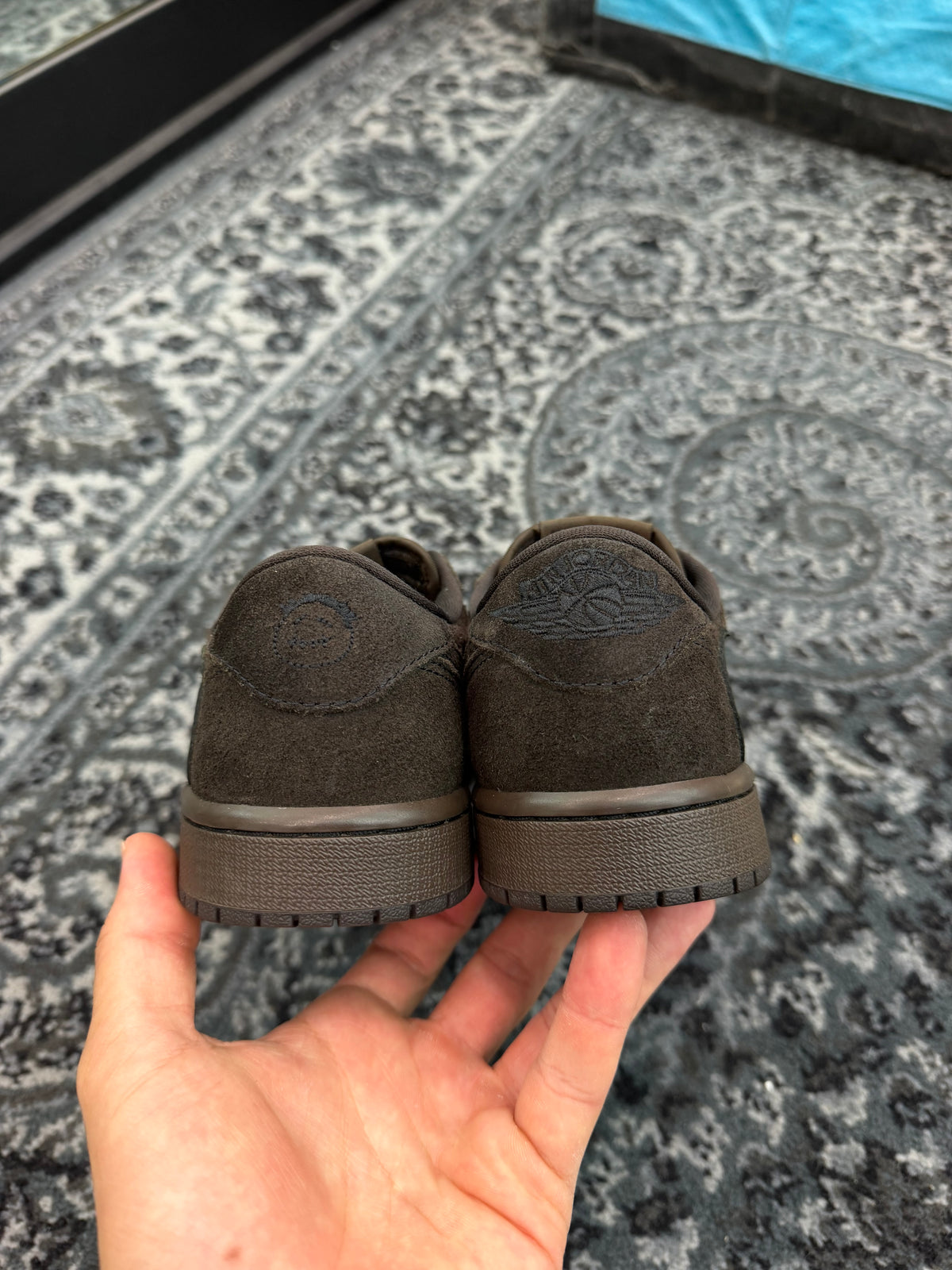Jordan 1 Low x Travis Scott “Velvet Brown”