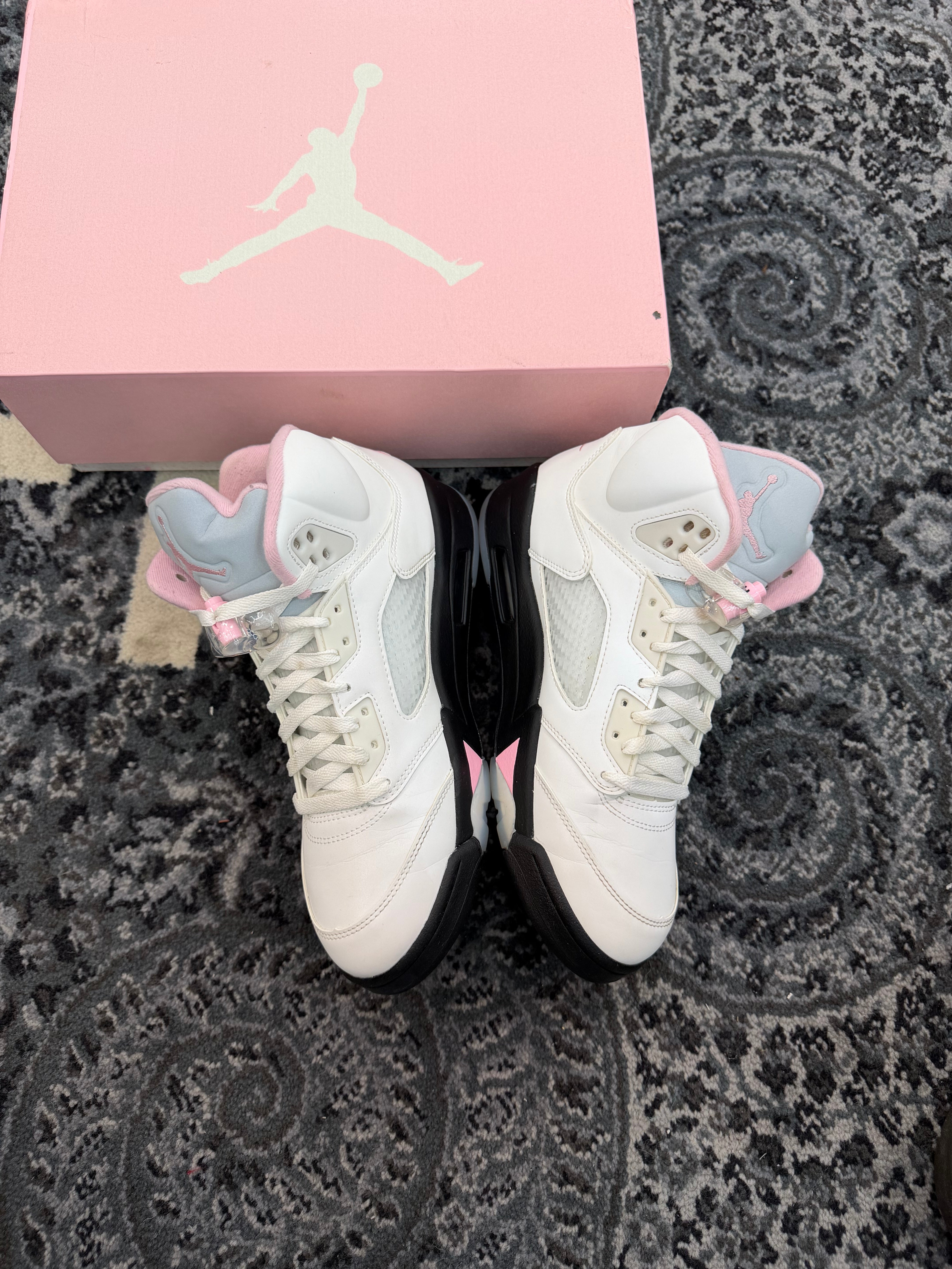Jordan 5 “Medium Soft Pink”