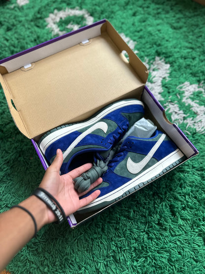 Nike SB Dunk Low “Royal Blue”