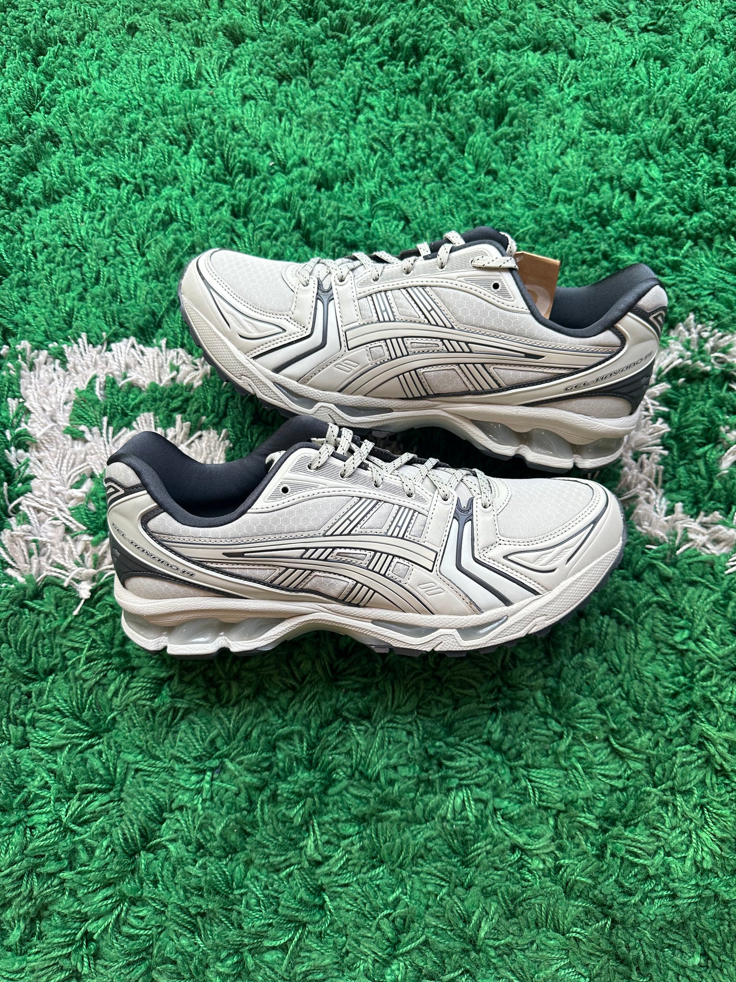 Asic Gel Kayano 14 “Graphite Grey”