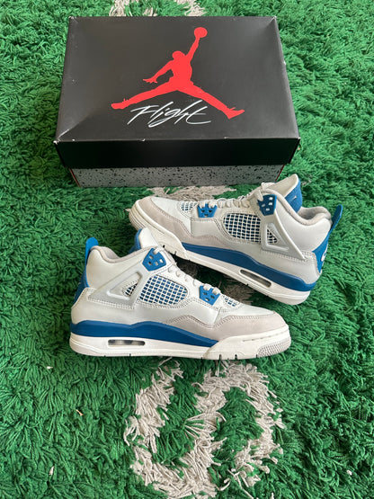 Jordan 4 “Military Blue”