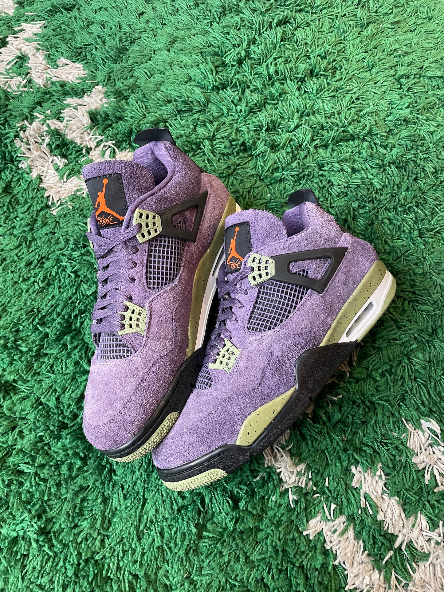 Jordan 4 “Canyon Purple”