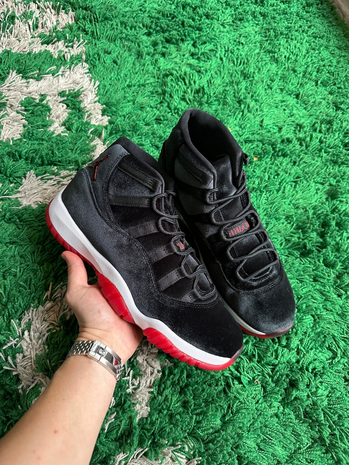 Jordan 11 “Bred Velvet”
