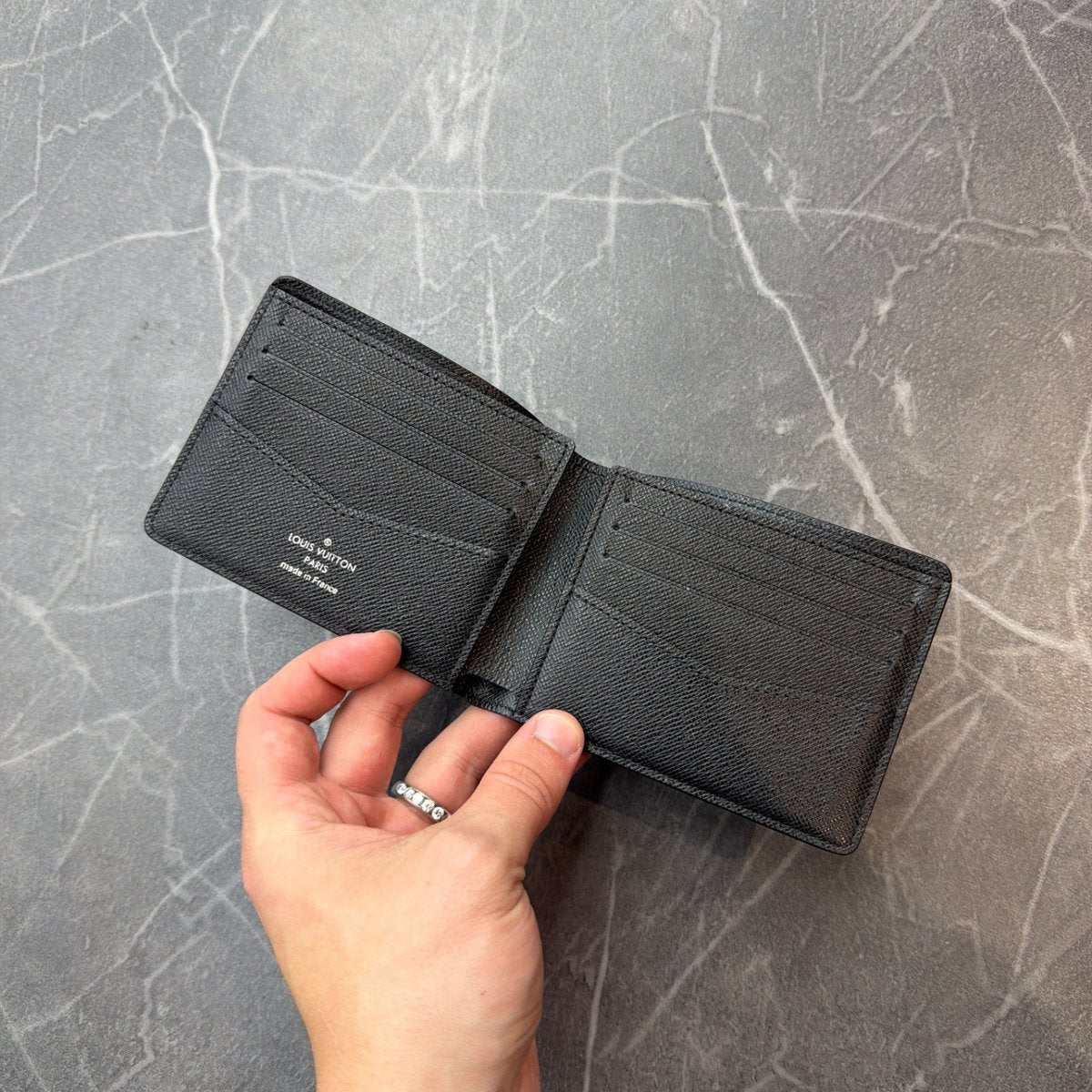 Louis Vuitton Epi Leather Wallet Black - Image 2