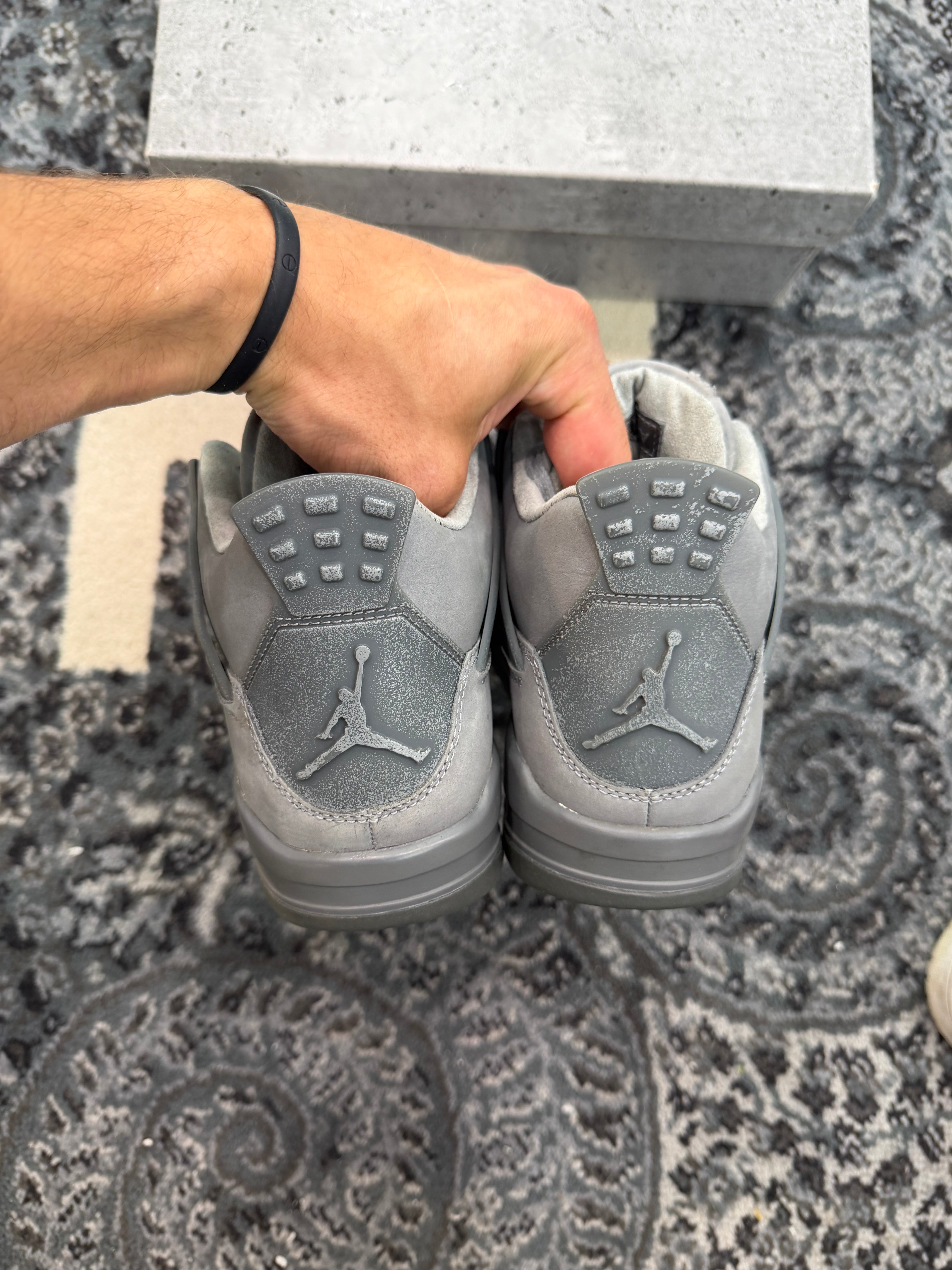 Jordan 4 “Wet Cement”