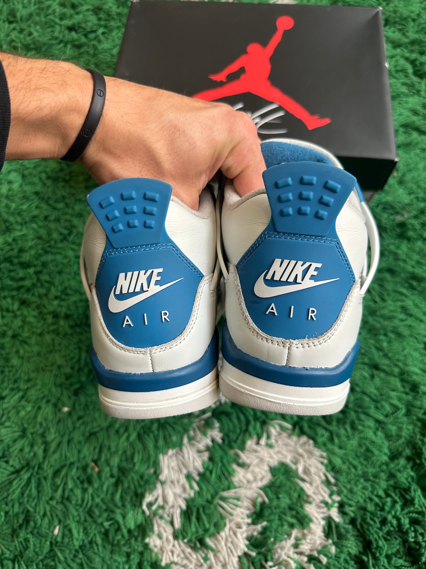 Jordan 4 “Military Blue”