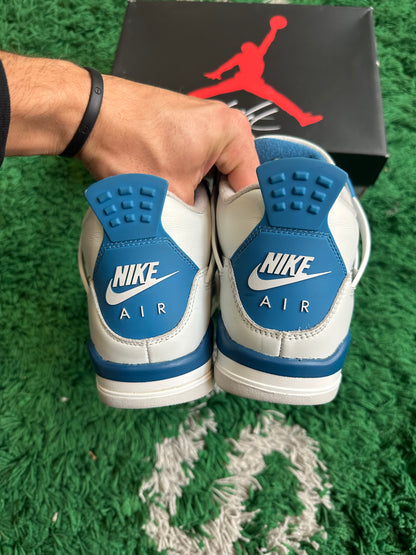 Jordan 4 “Military Blue”