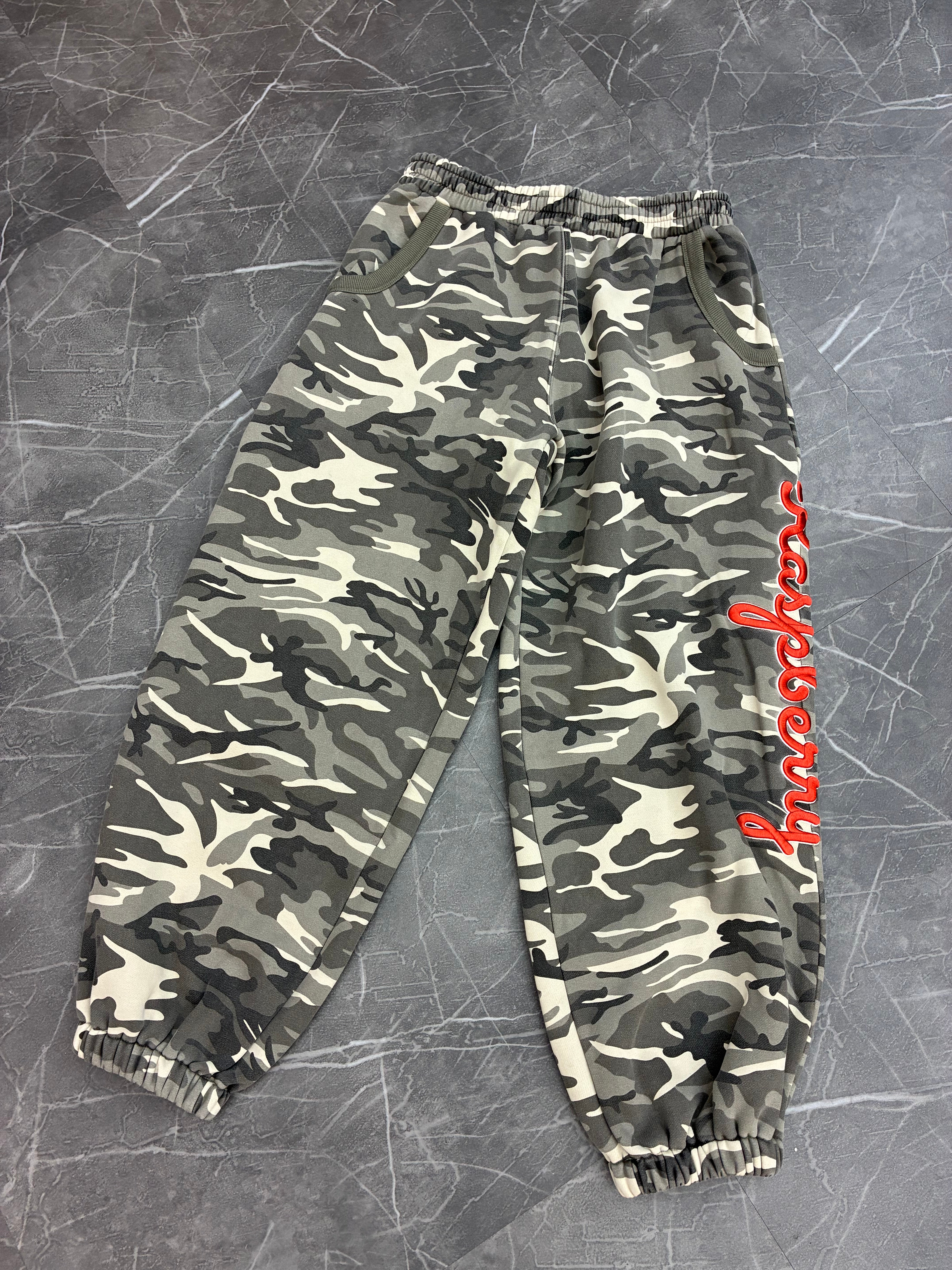 GV Gallery Raspberry Hills Snow Camo Sweatpants