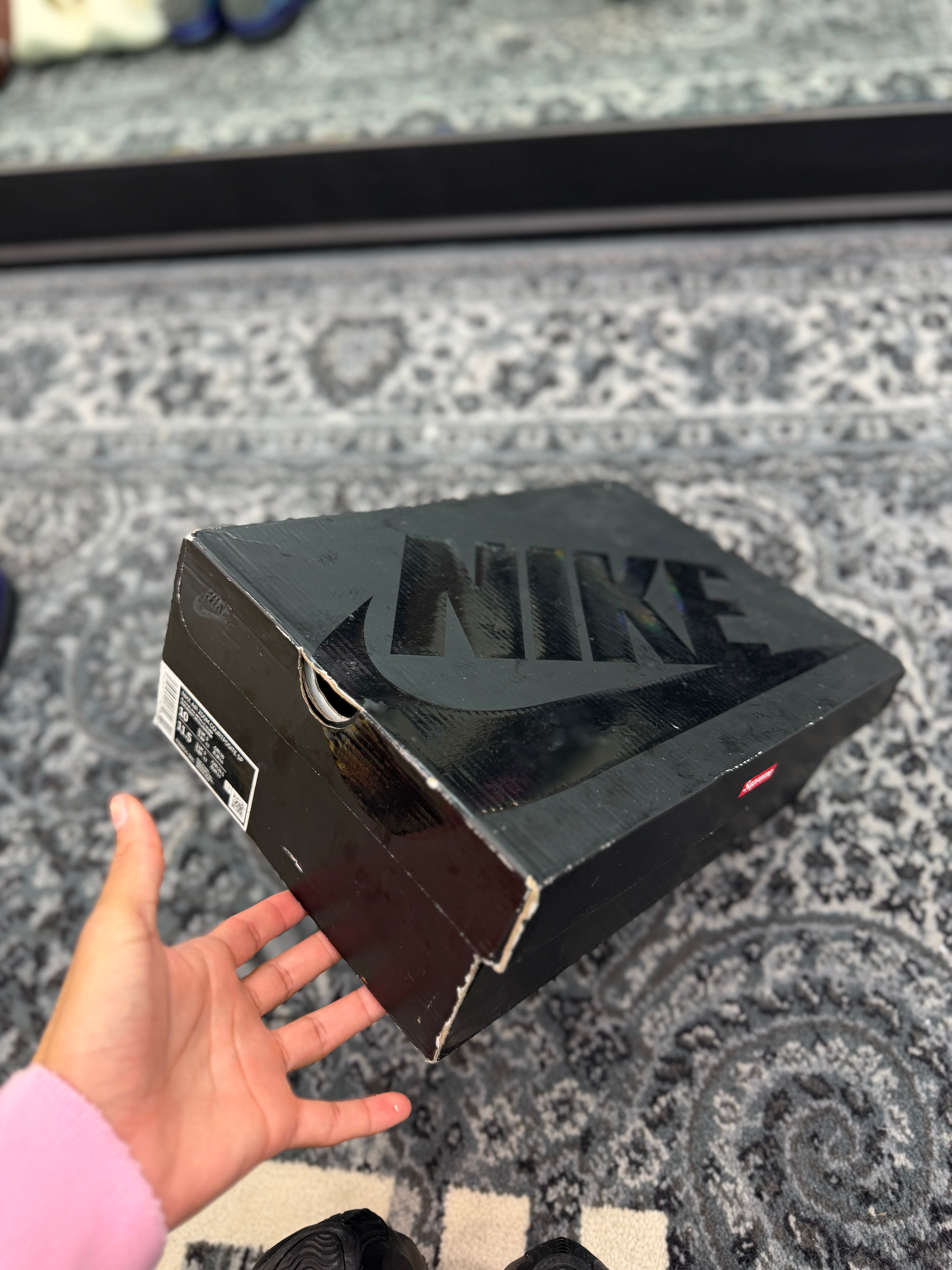 Nike Air Zoom Courtposite x Supreme “Black”