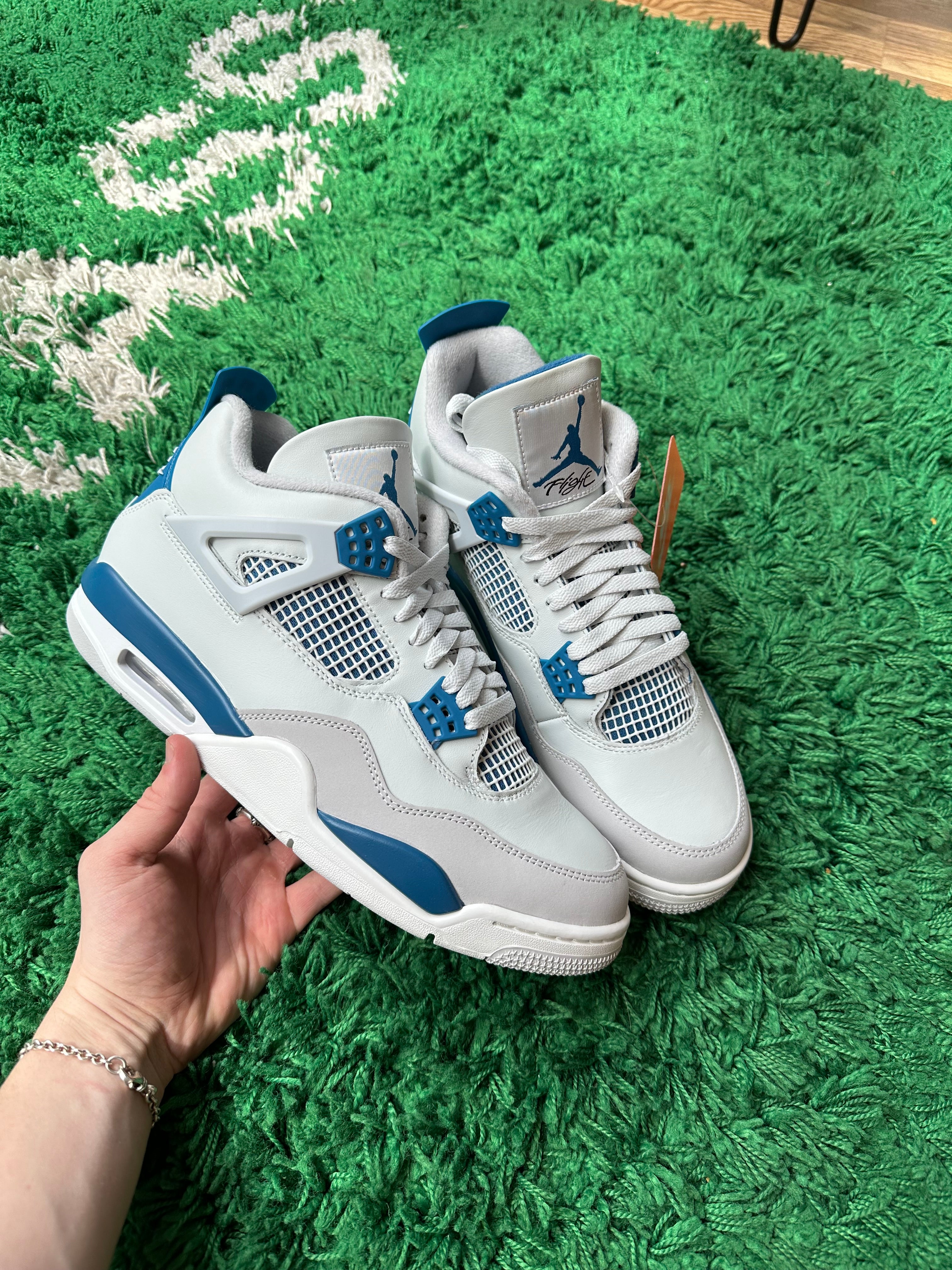 Jordan 4 “Military Blue”
