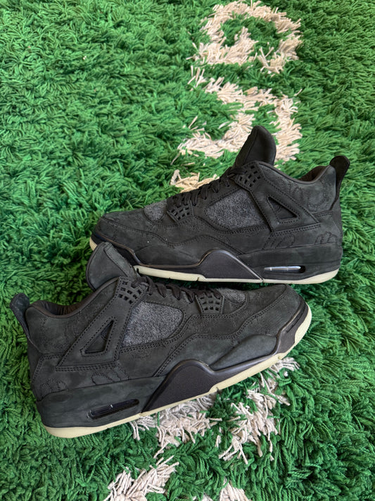 Jordan 4 x Kaws “Black”