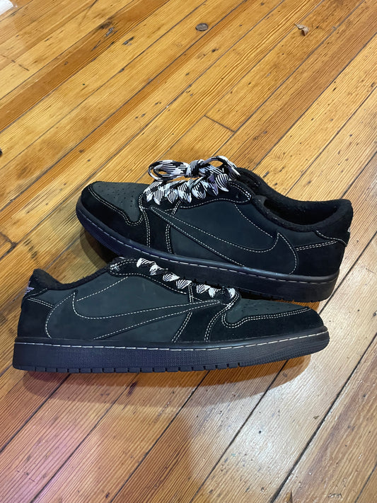 Travis Scott Jordan 1 Low “Phantom”