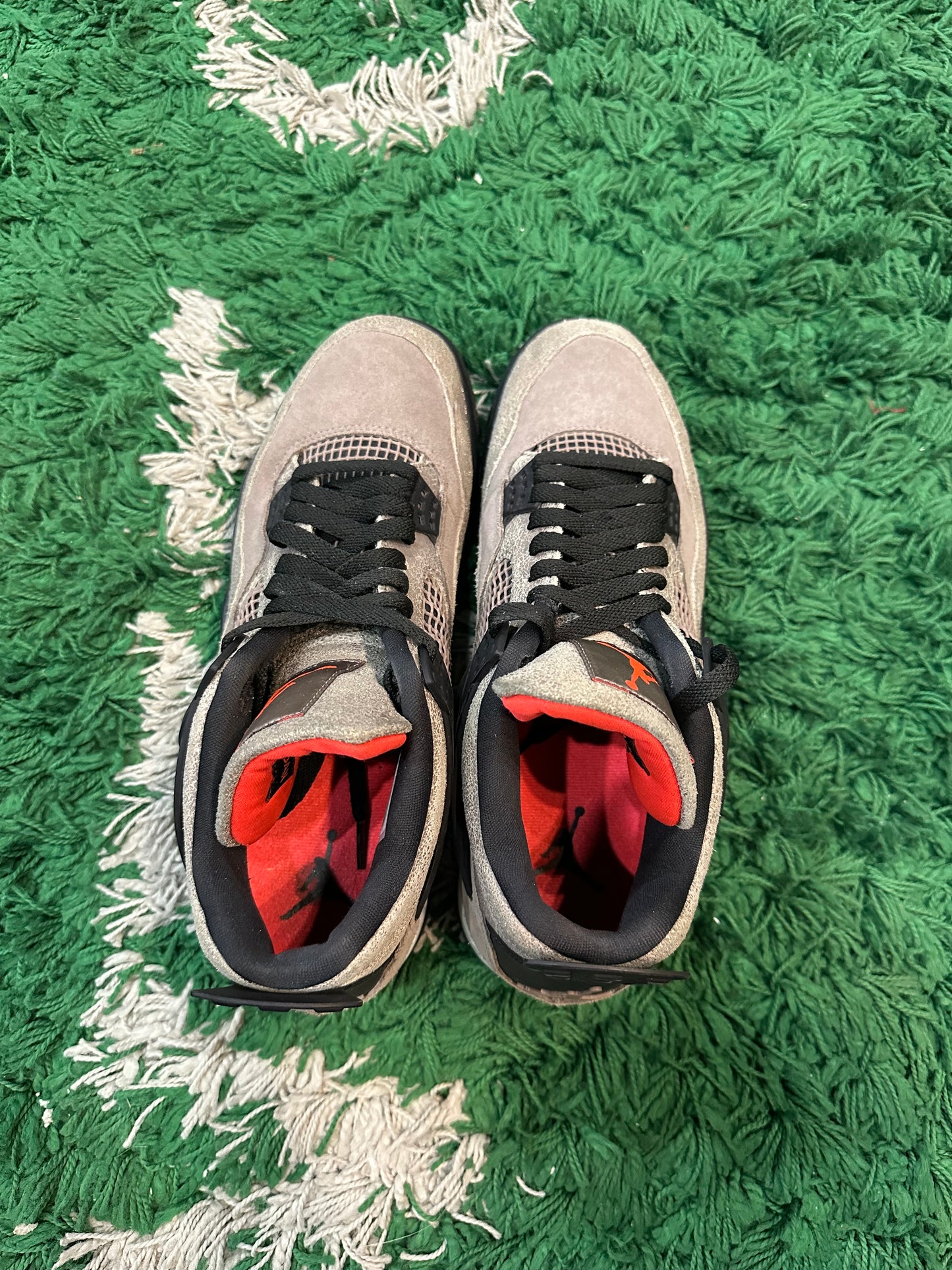 Jordan 4 “Taupe Haze”