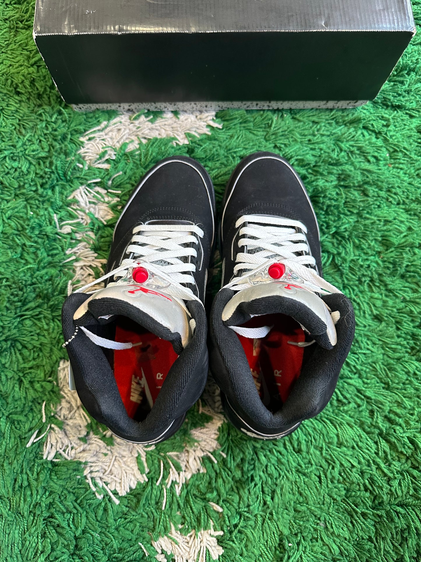 Jordan 5 “Black Metallic Reimagined”