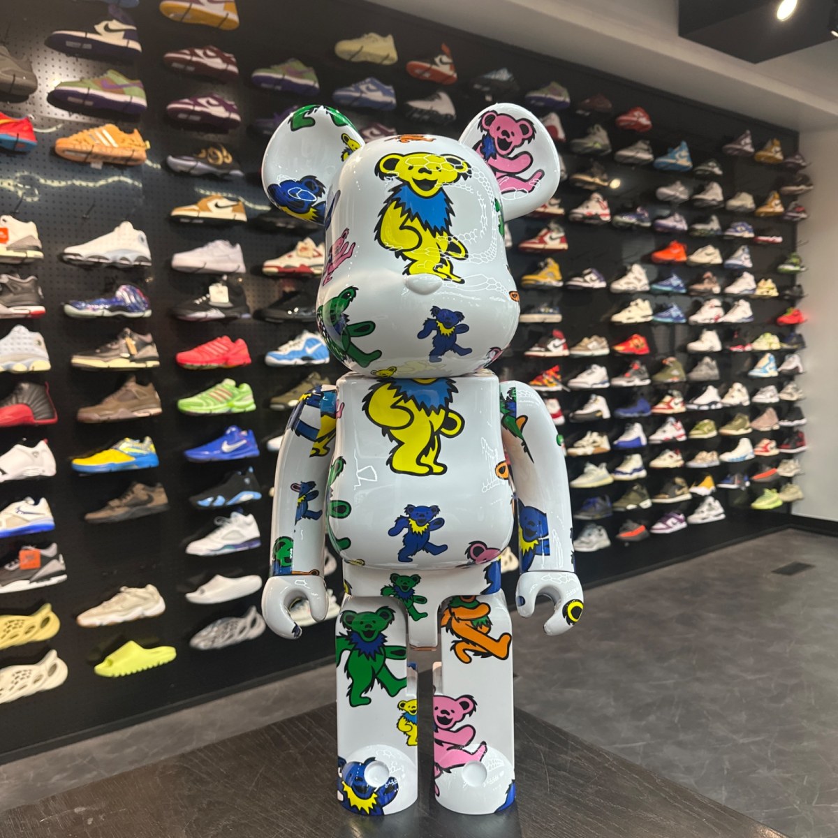 Bearbrick x Grateful Dead (Dancing Bear) 1000% (Size OS) (VNDS)