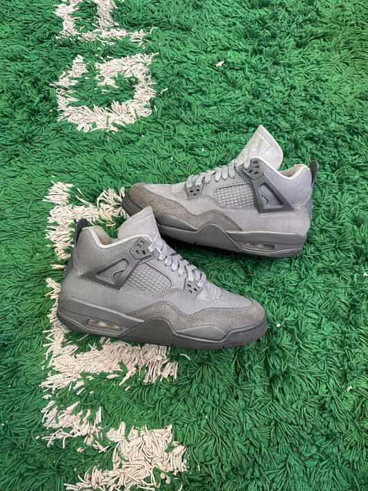 Jordan 4 “Wet Cement”