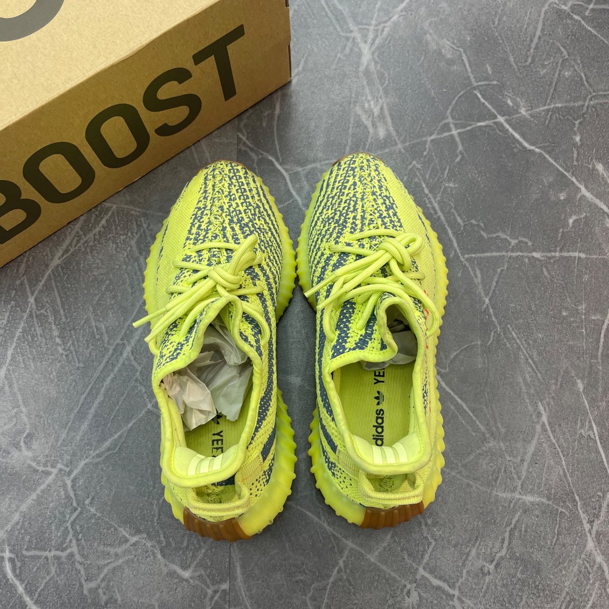 adidas Yeezy Boost 350 V2 Semi Frozen Yellow (Size 7)