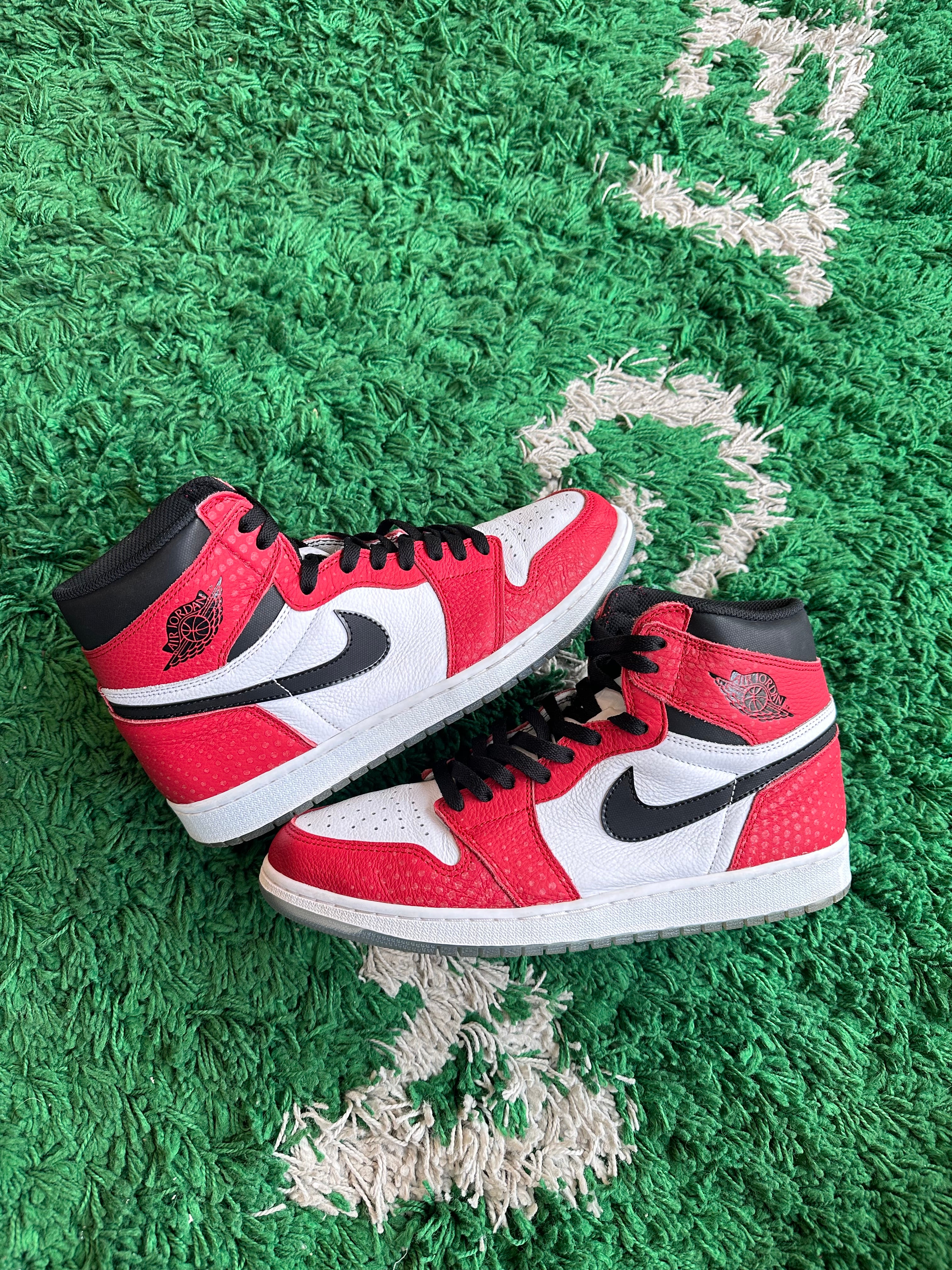 Jordan 1 High “Spider-Man Origin Story”