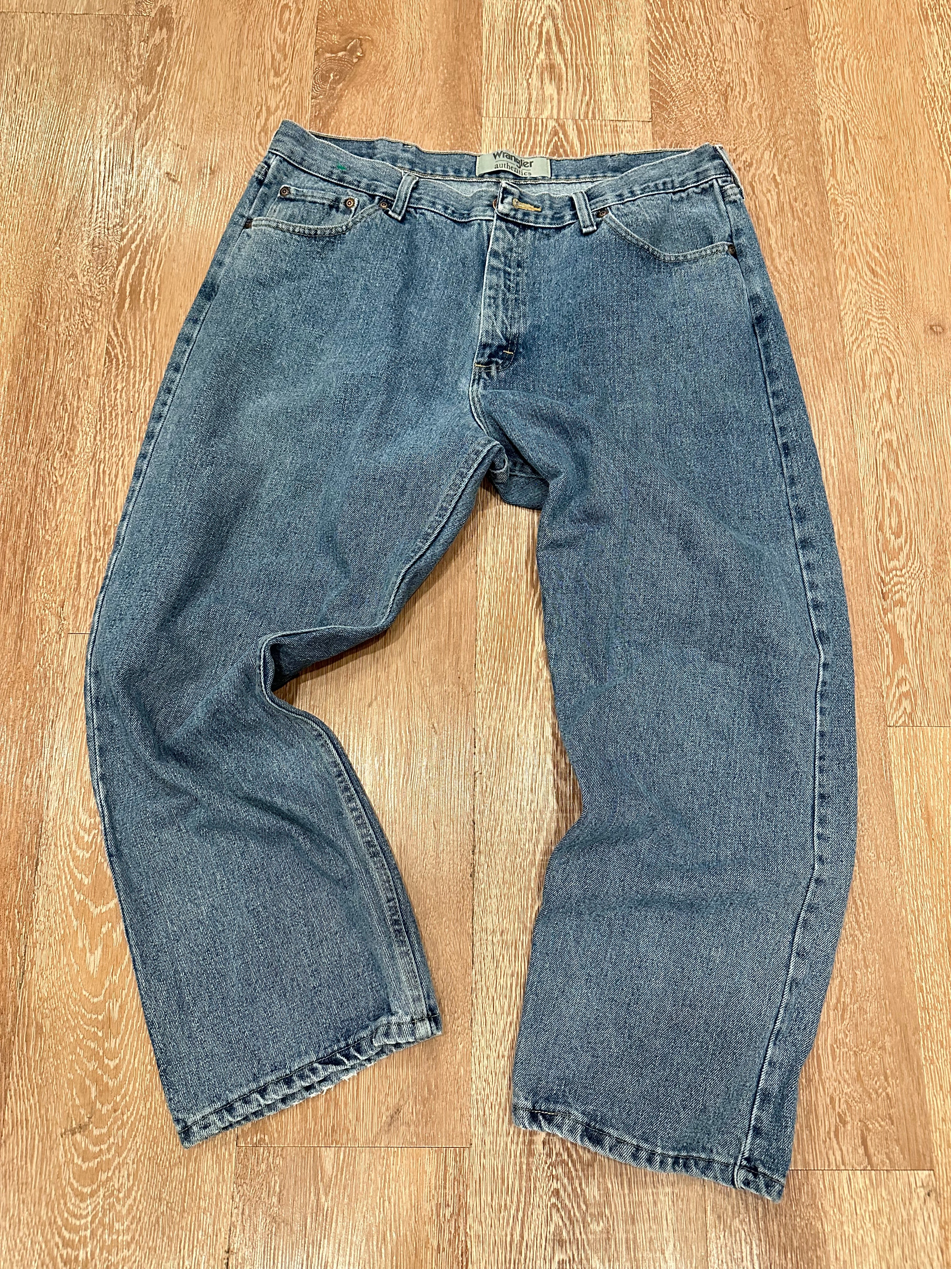 90s Wrangler Denim Jeans Mid Wash (38)