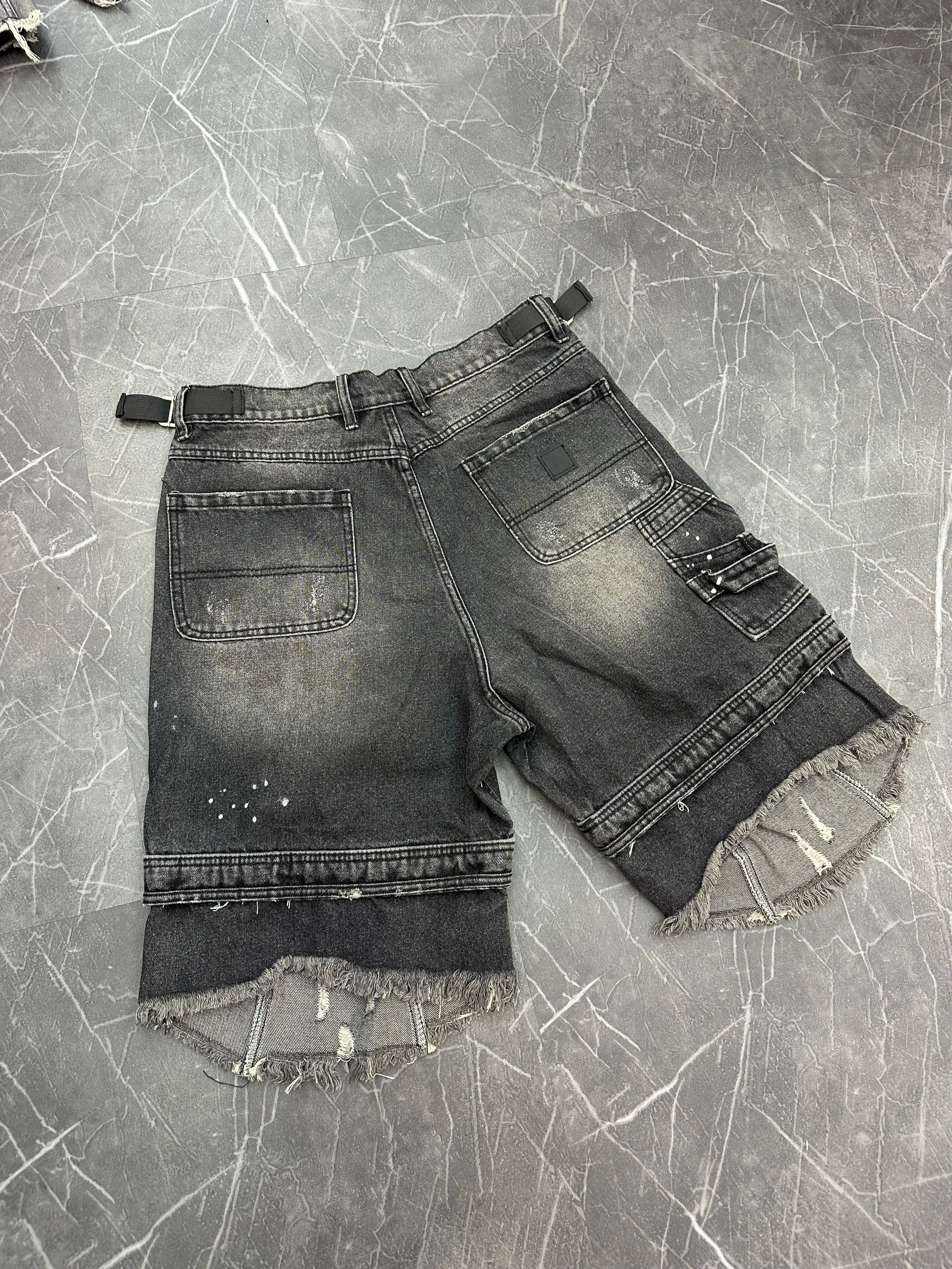 Undeveloped Noir Distressed Cargo Shorts Black