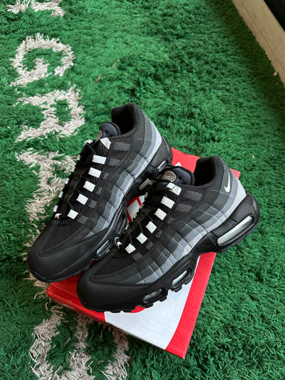 Nike Air Max 95 “Grey Gradient”