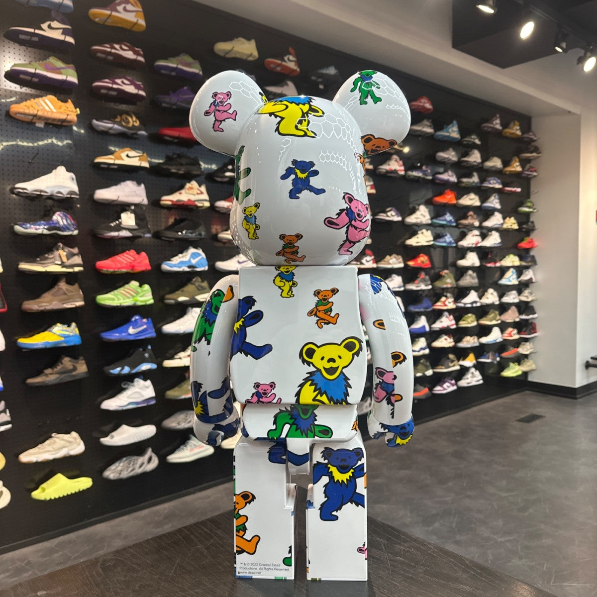 Bearbrick x Grateful Dead (Dancing Bear) 1000% (Size OS) (VNDS)