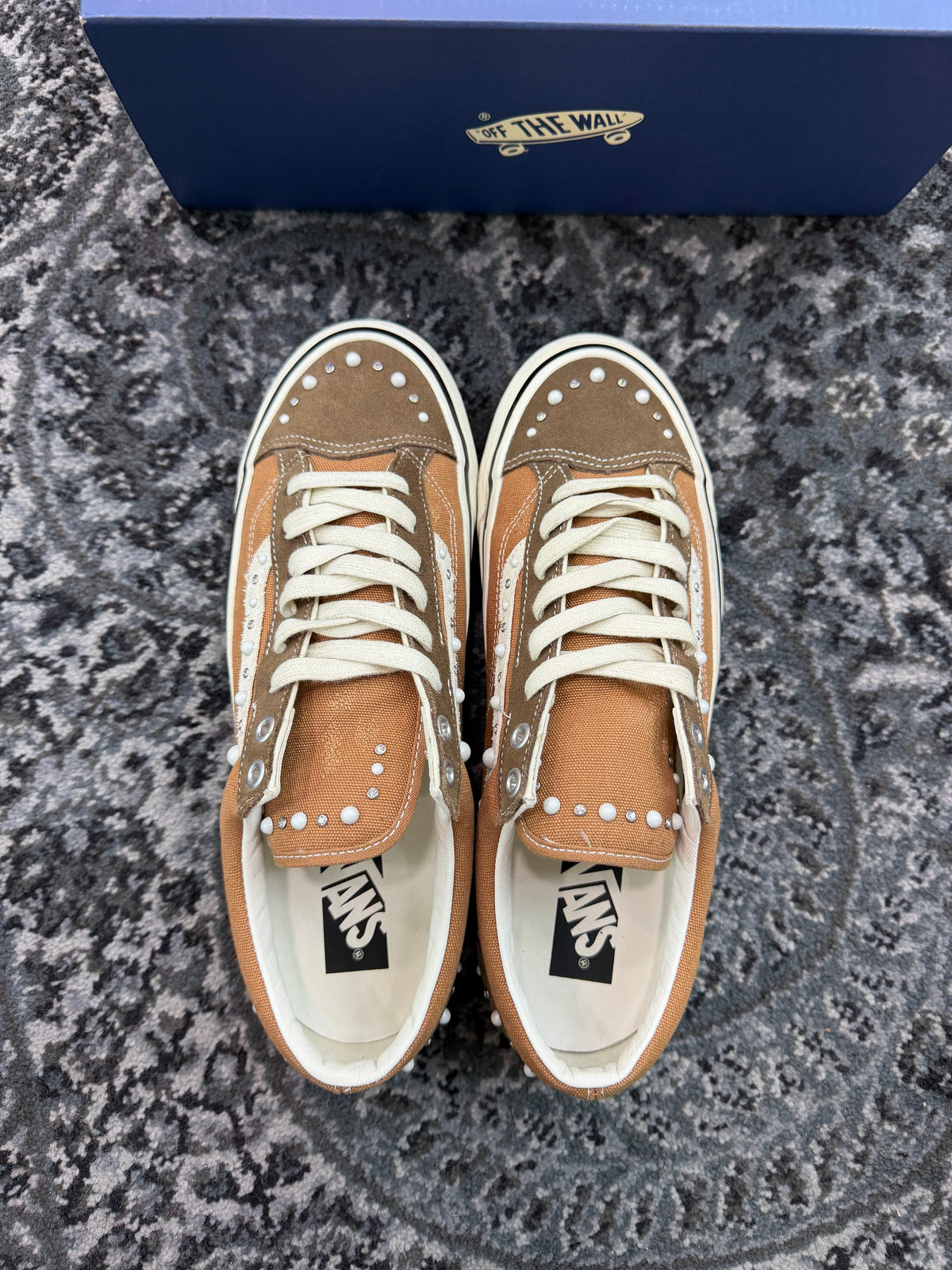 Vans Low “Pearlized Vintage Cocoa”