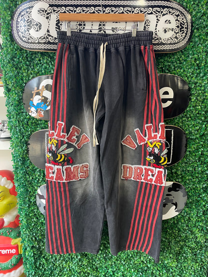 Vale Forever Anthem Tracks “Black”