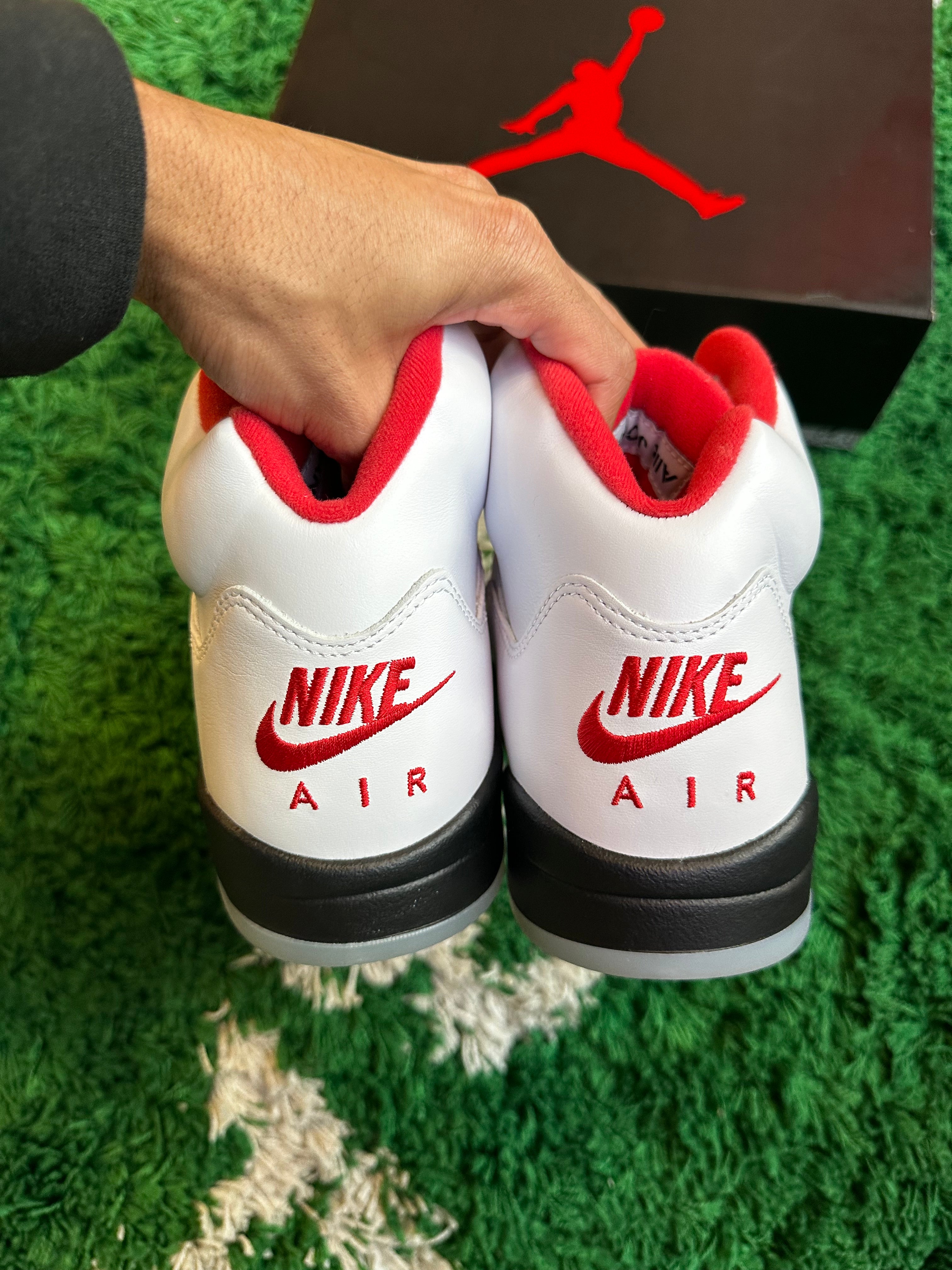 Jordan 5 “Fire Red”