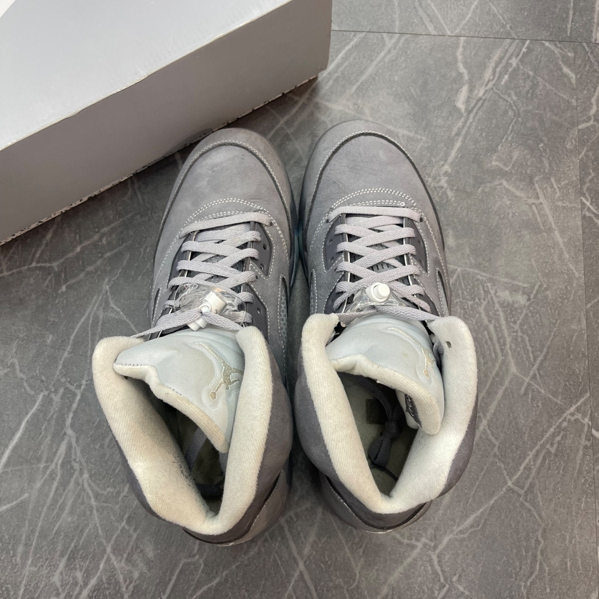 Jordan 5 Retro Wolf Grey (2026) (Size 11.5) (Moderately Worn)