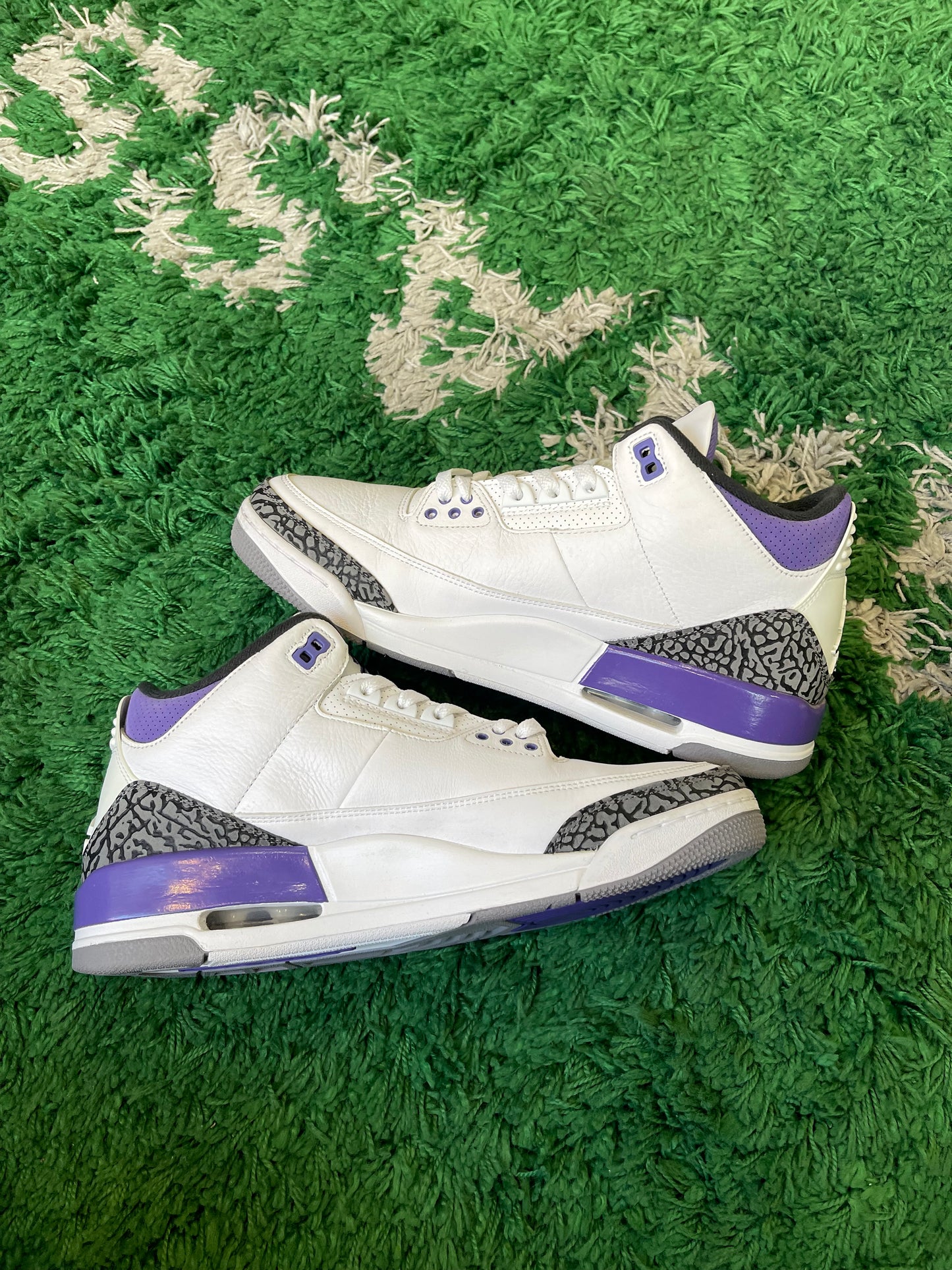 Jordan 3 “Dark Iris”