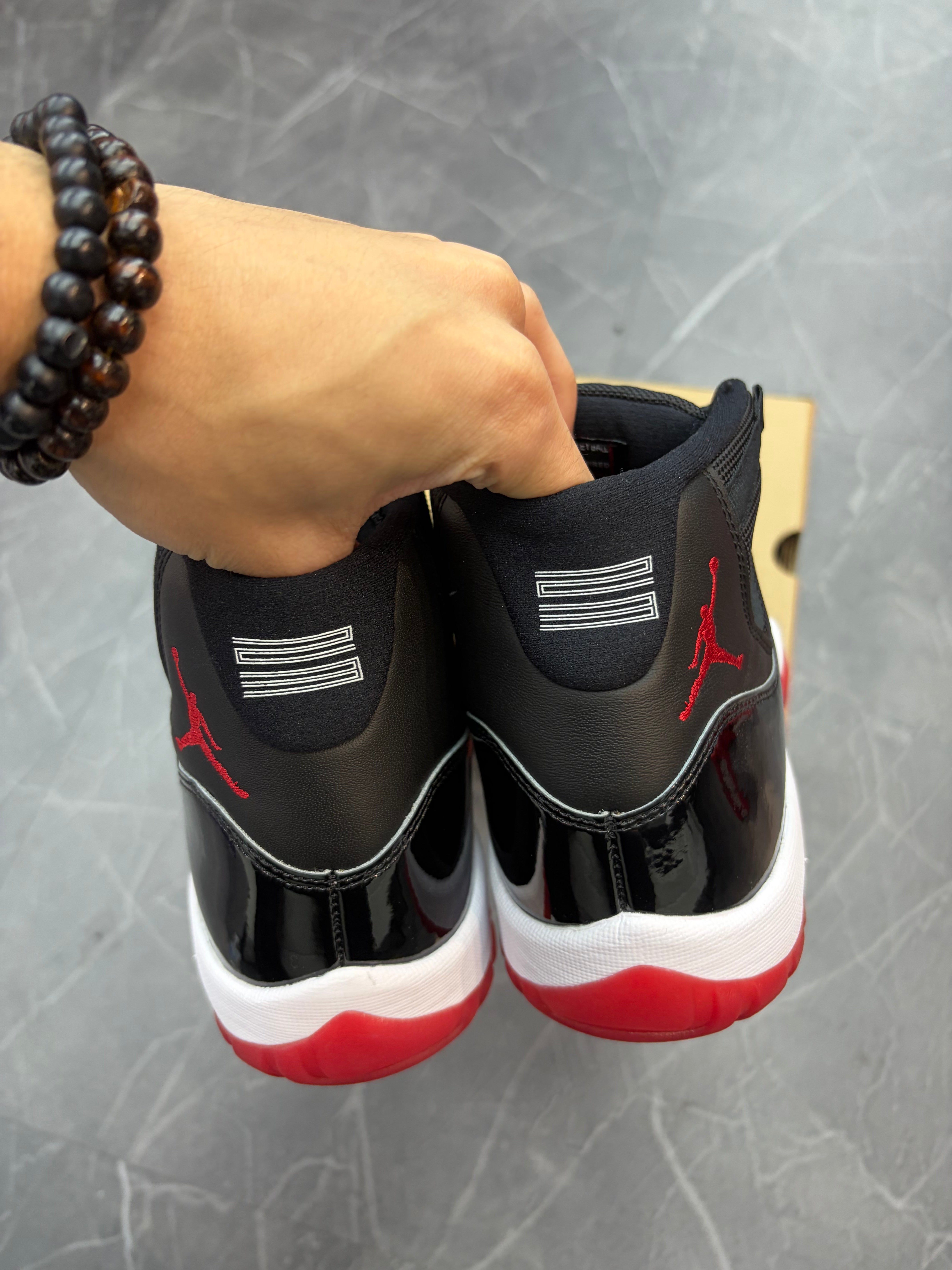 Jordan 11 “Playoffs Bred” (2019)